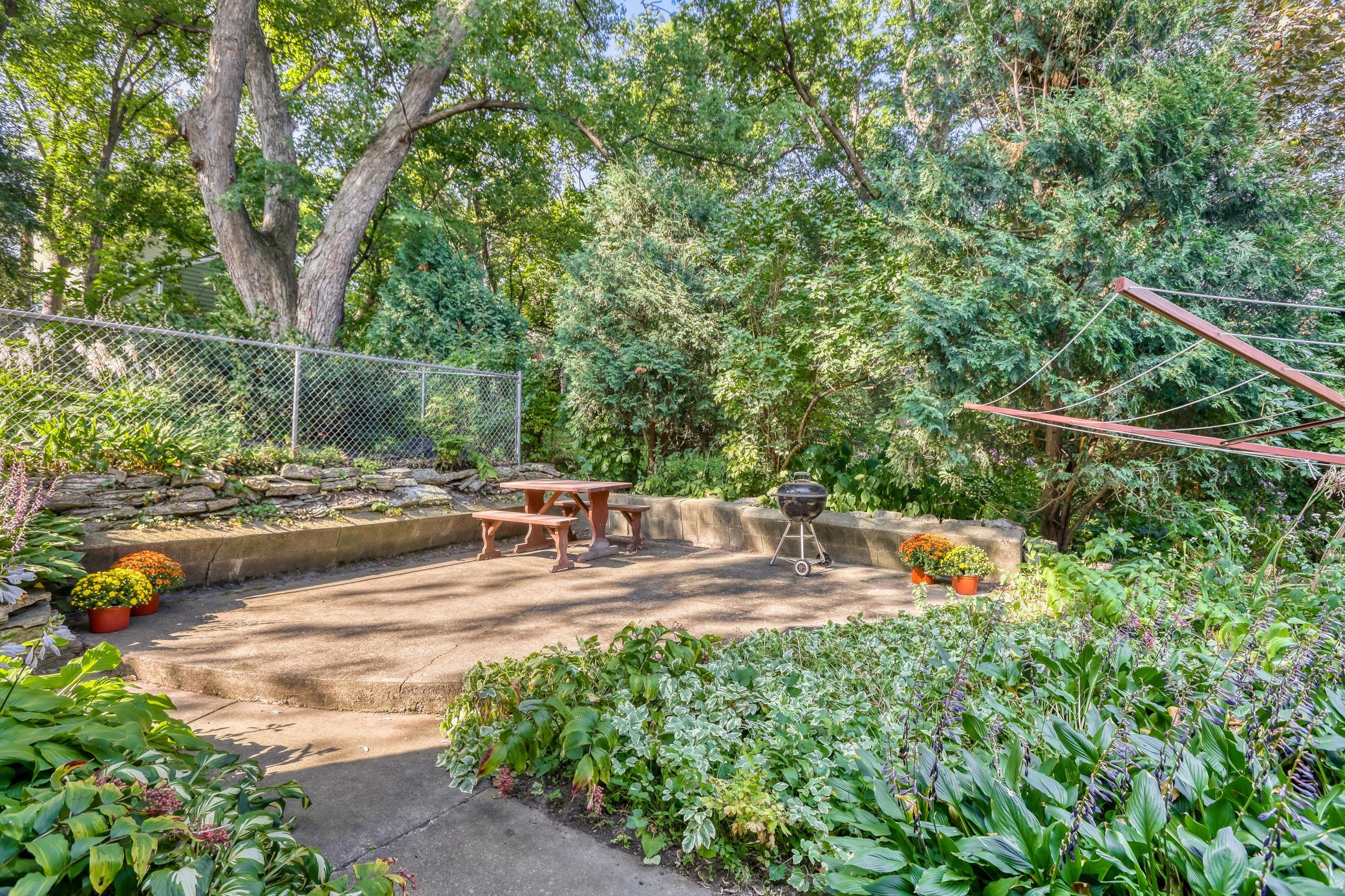 View of Residential at 1393 Keston Street, Saint Paul MN 55108, Saint Paul (39 of 43) - Mike Wilen | Minnesota Team Real Estate