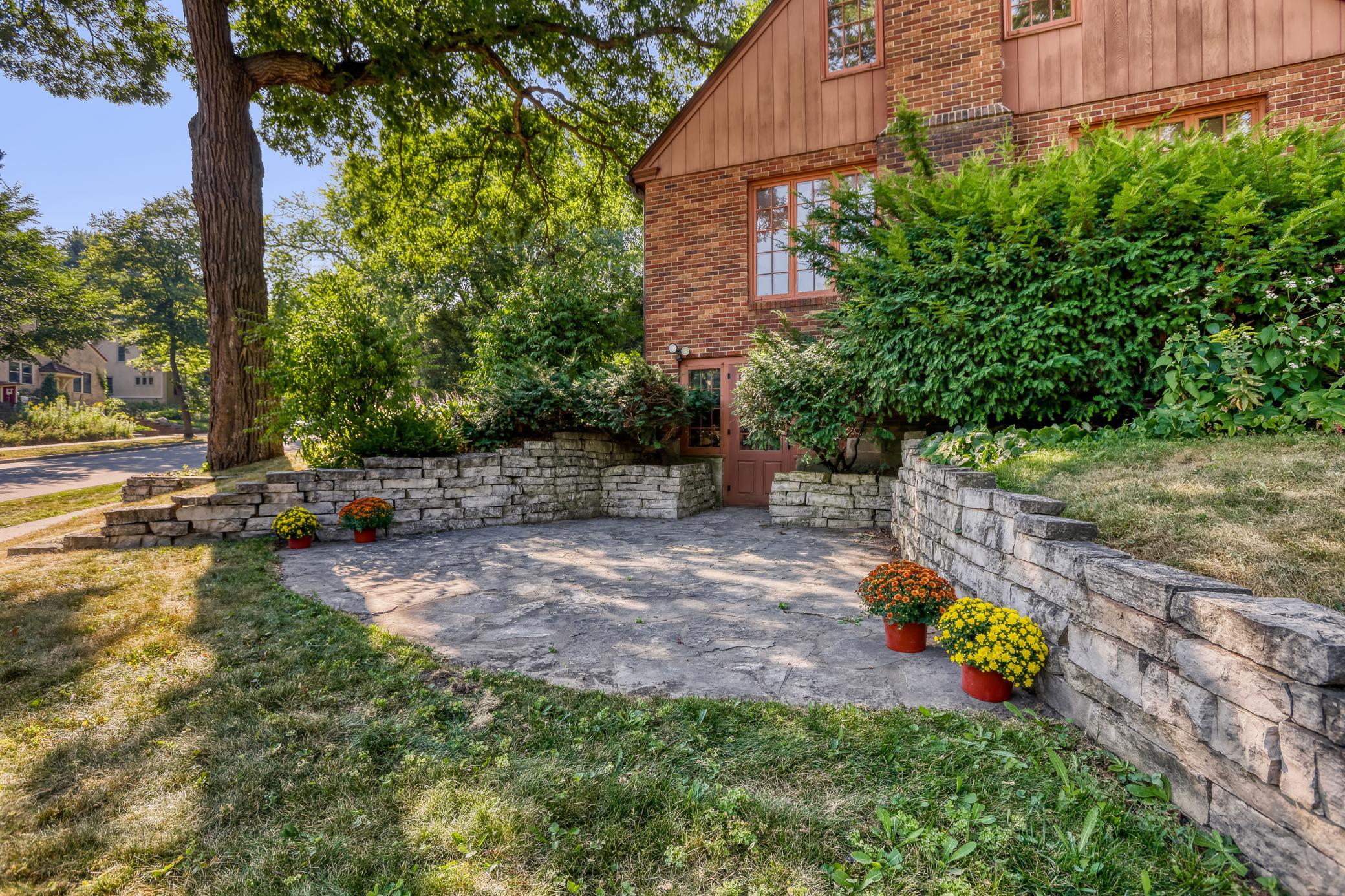 View of Residential at 1393 Keston Street, Saint Paul MN 55108, Saint Paul (36 of 43) - Mike Wilen | Minnesota Team Real Estate