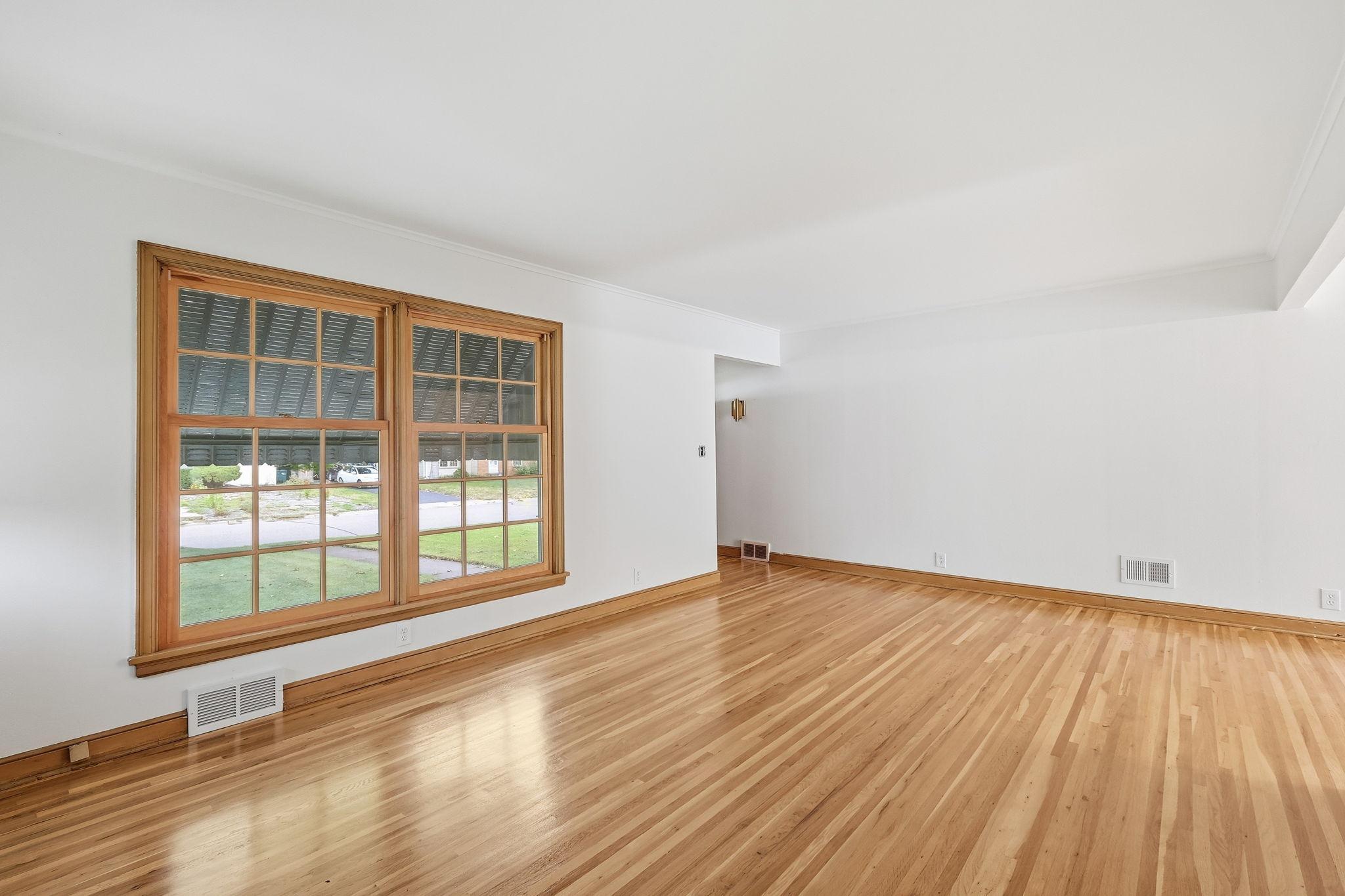 View of Residential at 6745 Elliot Avenue, Richfield MN 55423, Richfield (6 of 37) - Mike Wilen | Minnesota Team Real Estate