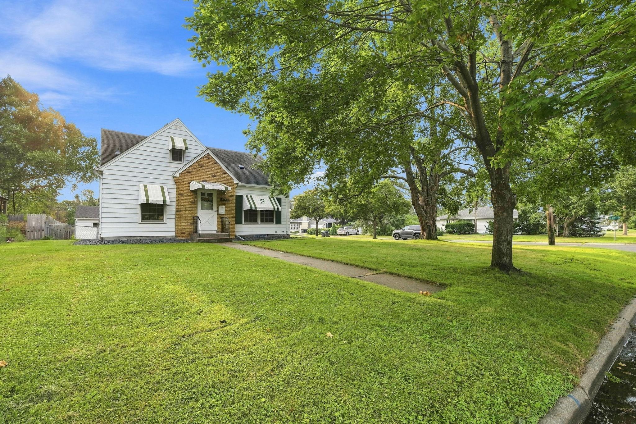 View of Residential at 6745 Elliot Avenue, Richfield MN 55423, Richfield (32 of 37) - Mike Wilen | Minnesota Team Real Estate