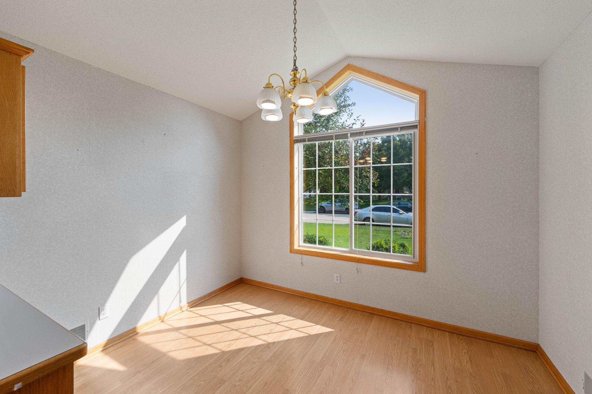 View of Residential at 2964 Aldrich Trail, Woodbury MN 55125, Woodbury (13 of 27) - Mike Wilen | Minnesota Team Real Estate
