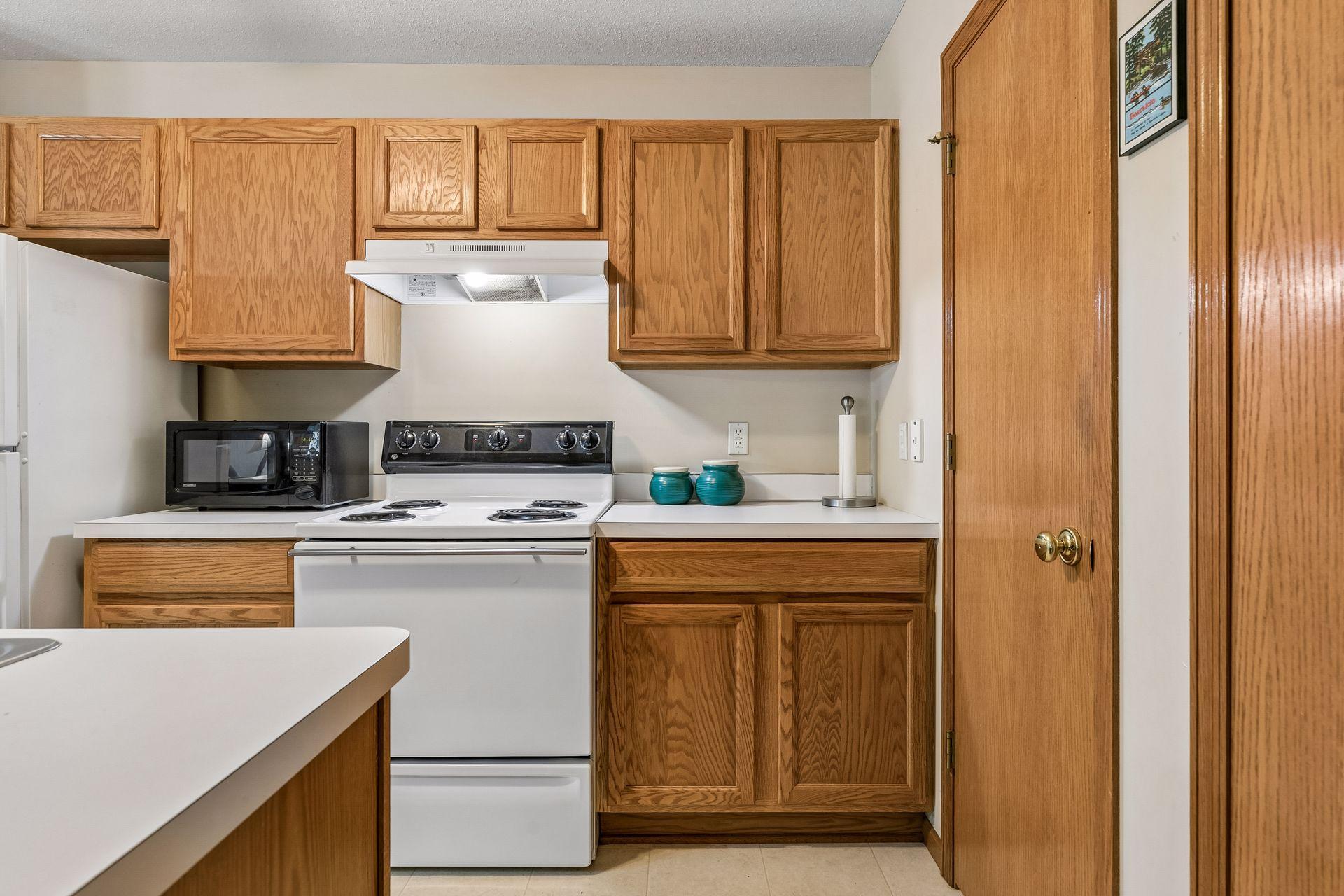 View of Residential at 6991 21st Street, Oakdale MN 55128, Oakdale (17 of 28) - Mike Wilen | Minnesota Team Real Estate