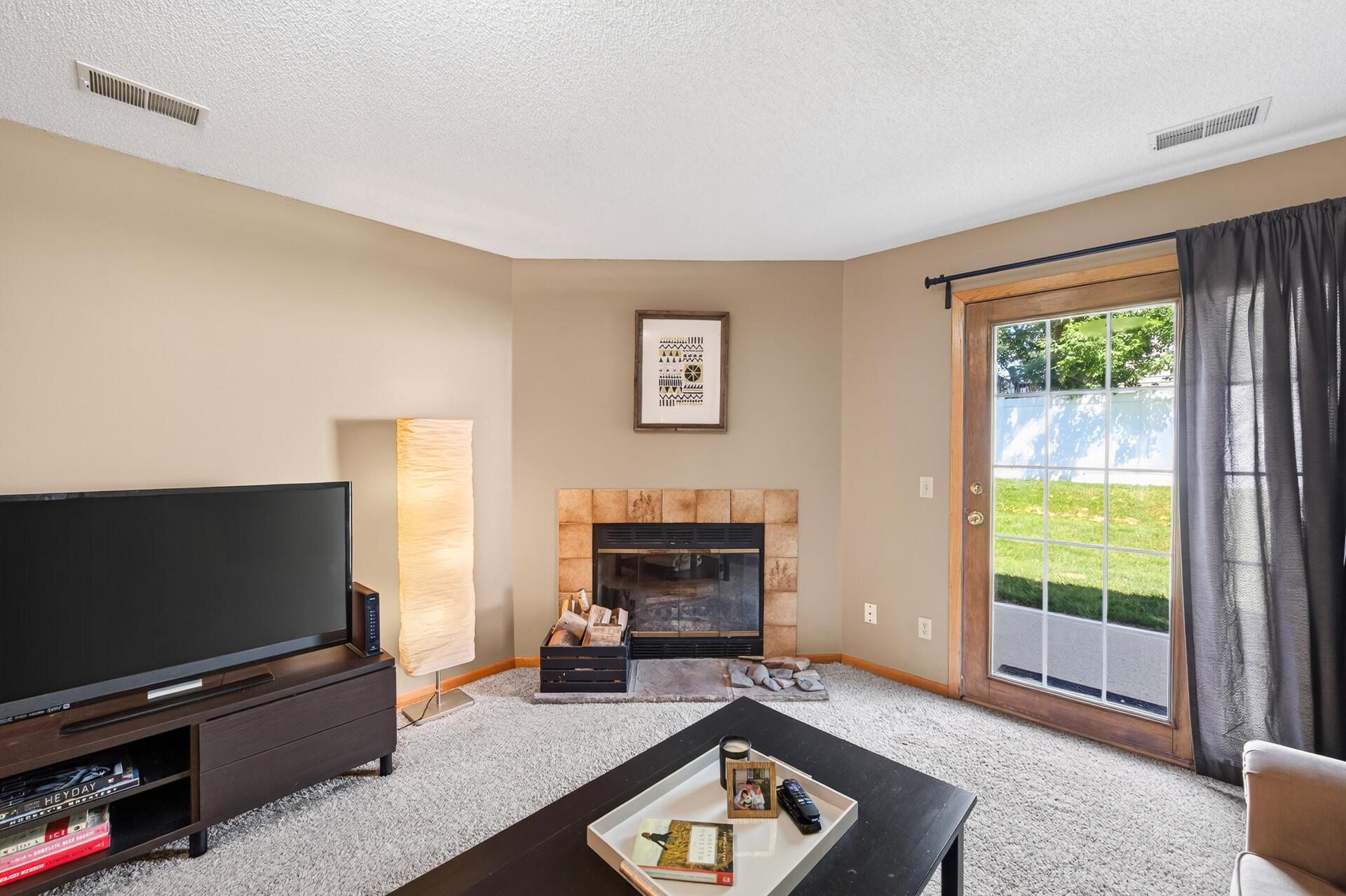 View of Residential at 8087 Curtis Lane, Eden Prairie MN 55347, Eden Prairie (14 of 28) - Mike Wilen | Minnesota Team Real Estate