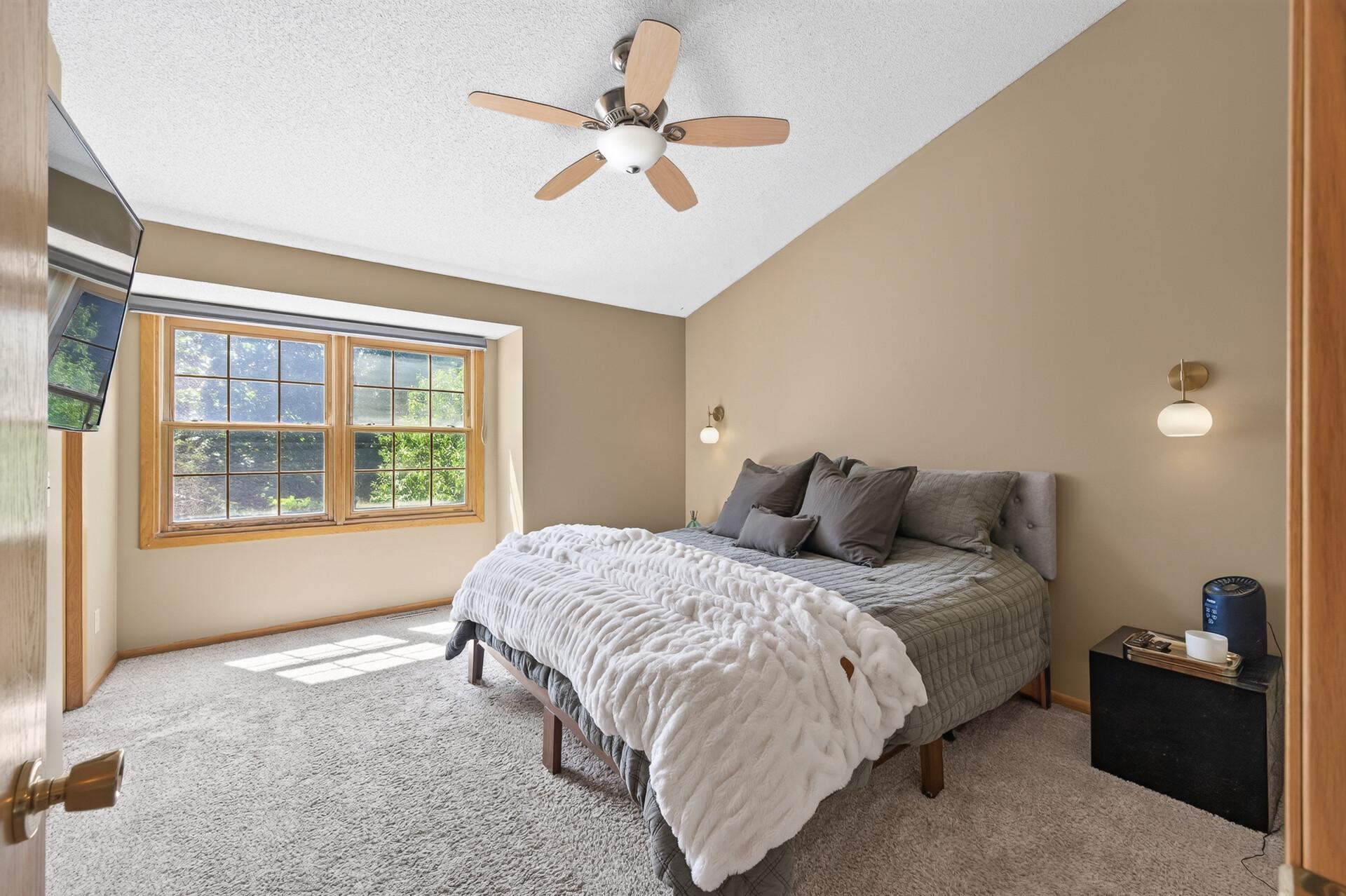 View of Residential at 8087 Curtis Lane, Eden Prairie MN 55347, Eden Prairie (11 of 28) - Mike Wilen | Minnesota Team Real Estate