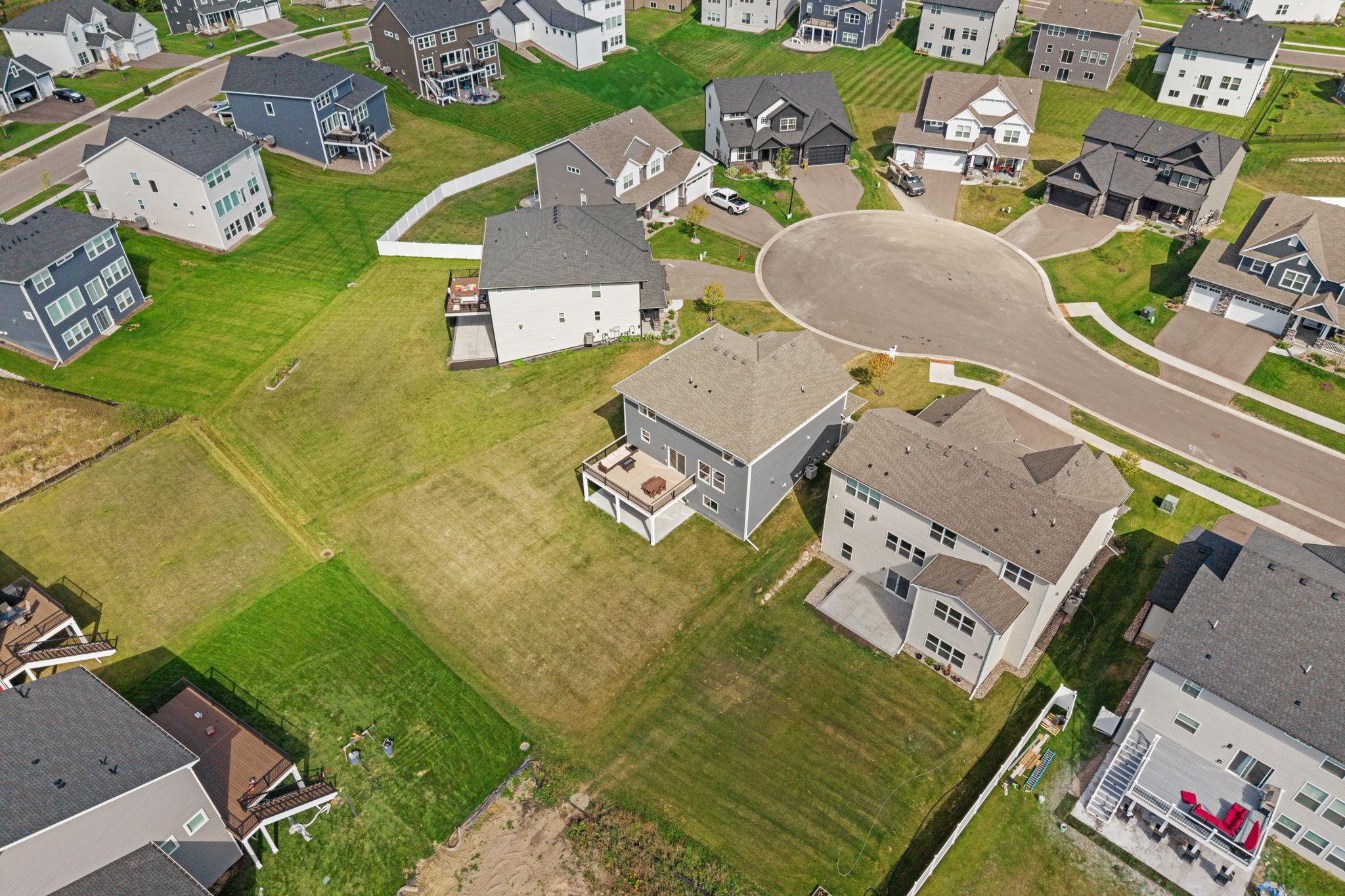 View of Residential at 10575 Kingsview Lane, Maple Grove MN 55369, Maple Grove (46 of 54) - Mike Wilen | Minnesota Team Real Estate