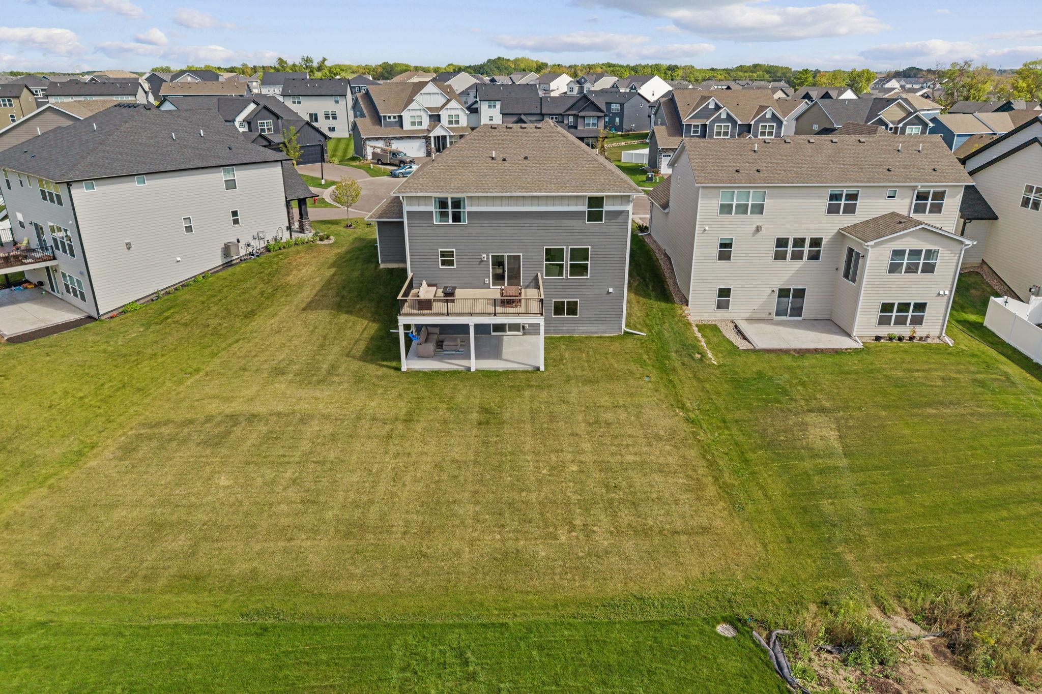 View of Residential at 10575 Kingsview Lane, Maple Grove MN 55369, Maple Grove (31 of 54) - Mike Wilen | Minnesota Team Real Estate