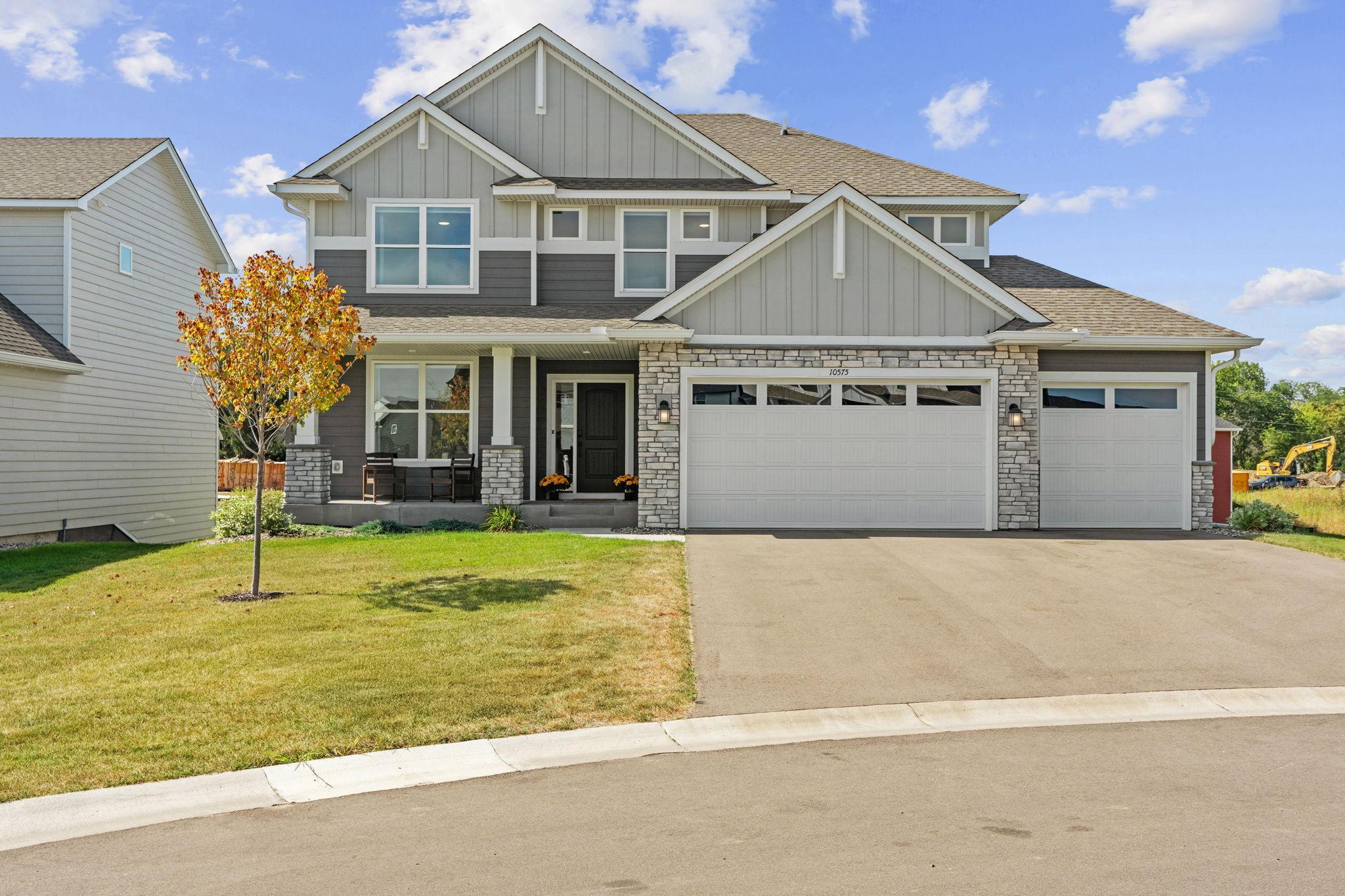 View of Single Family at 10575 Kingsview Lane, Maple Grove - Mike Wilen | Minnesota Team Real Estate