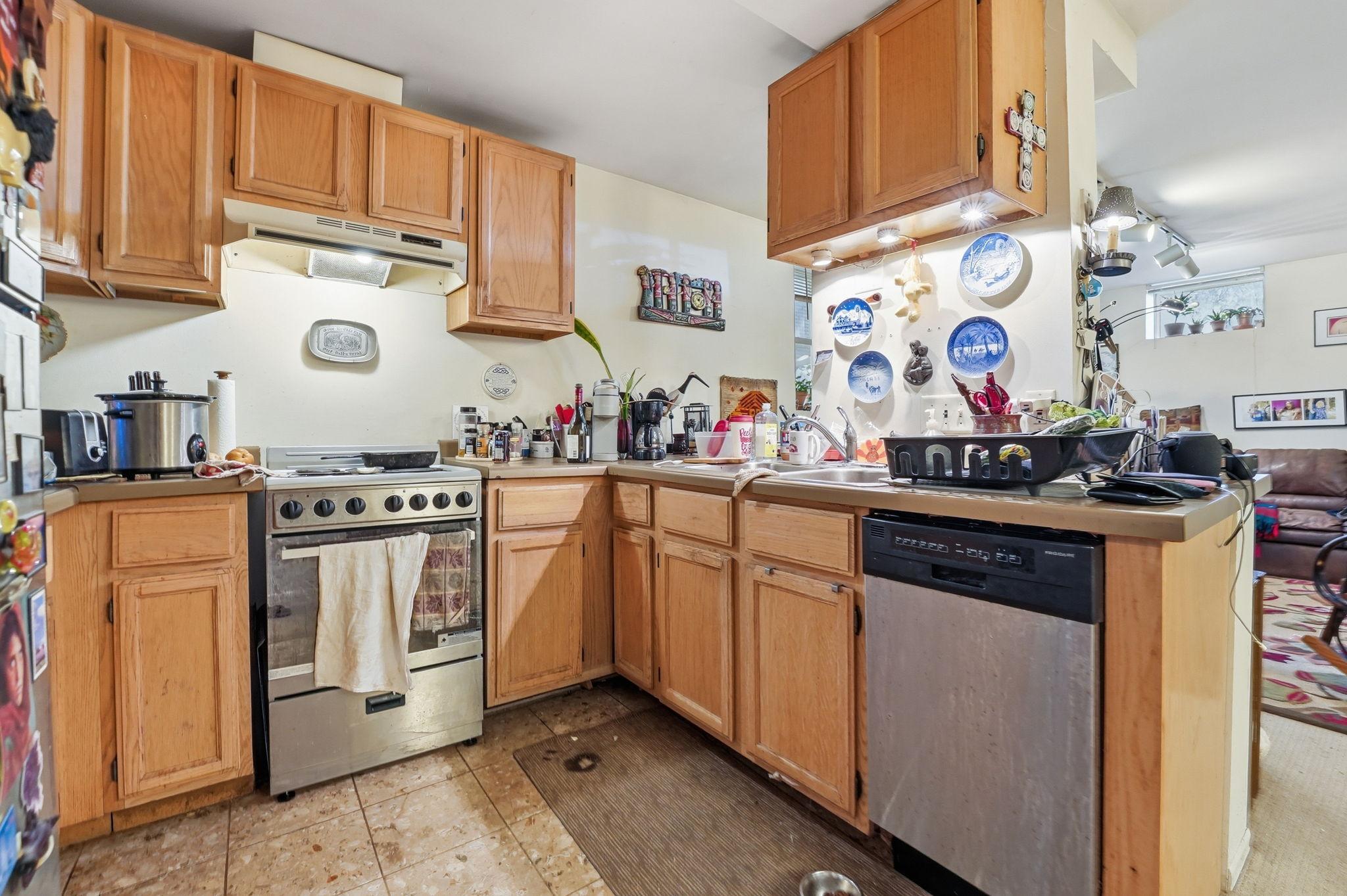 View of Residential Income at 2444 1st Avenue, Minneapolis MN 55404, Minneapolis (4 of 24) - Mike Wilen | Minnesota Team Real Estate