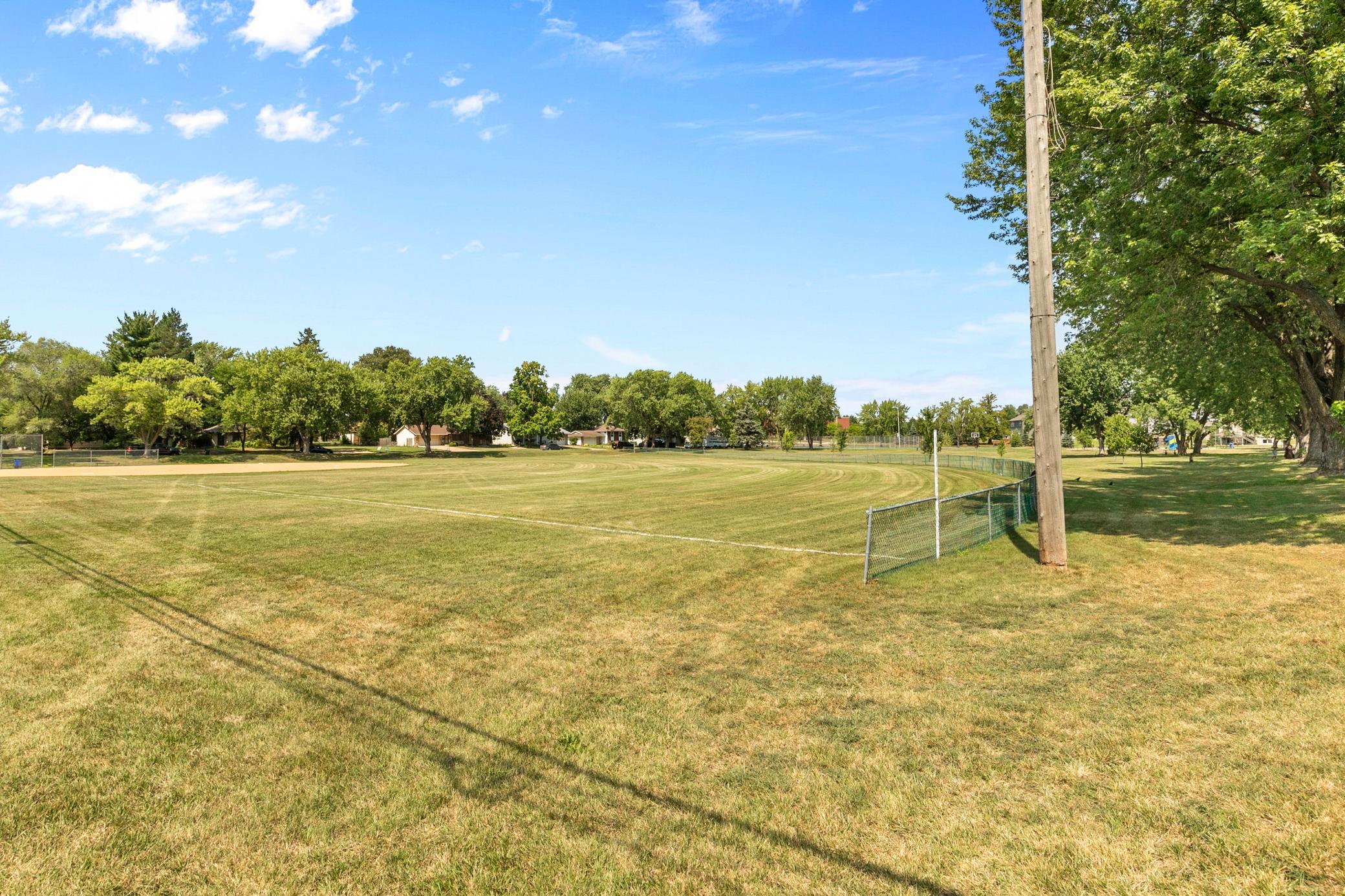 View of Residential at 5400 Yukon Avenue, New Hope MN 55428, New Hope (41 of 42) - Mike Wilen | Minnesota Team Real Estate