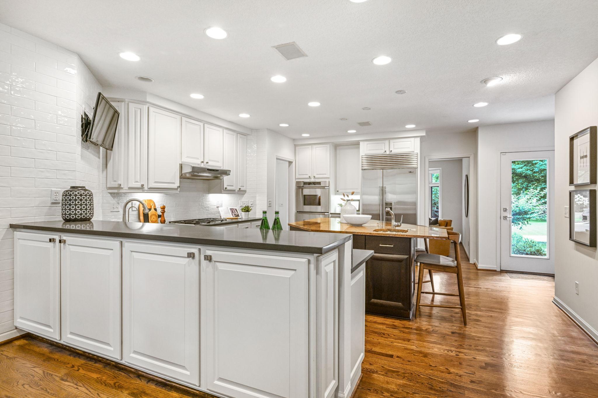 View of Residential at 4541 Meadow Road, Edina MN 55424, Edina (15 of 75) - Mike Wilen | Minnesota Team Real Estate