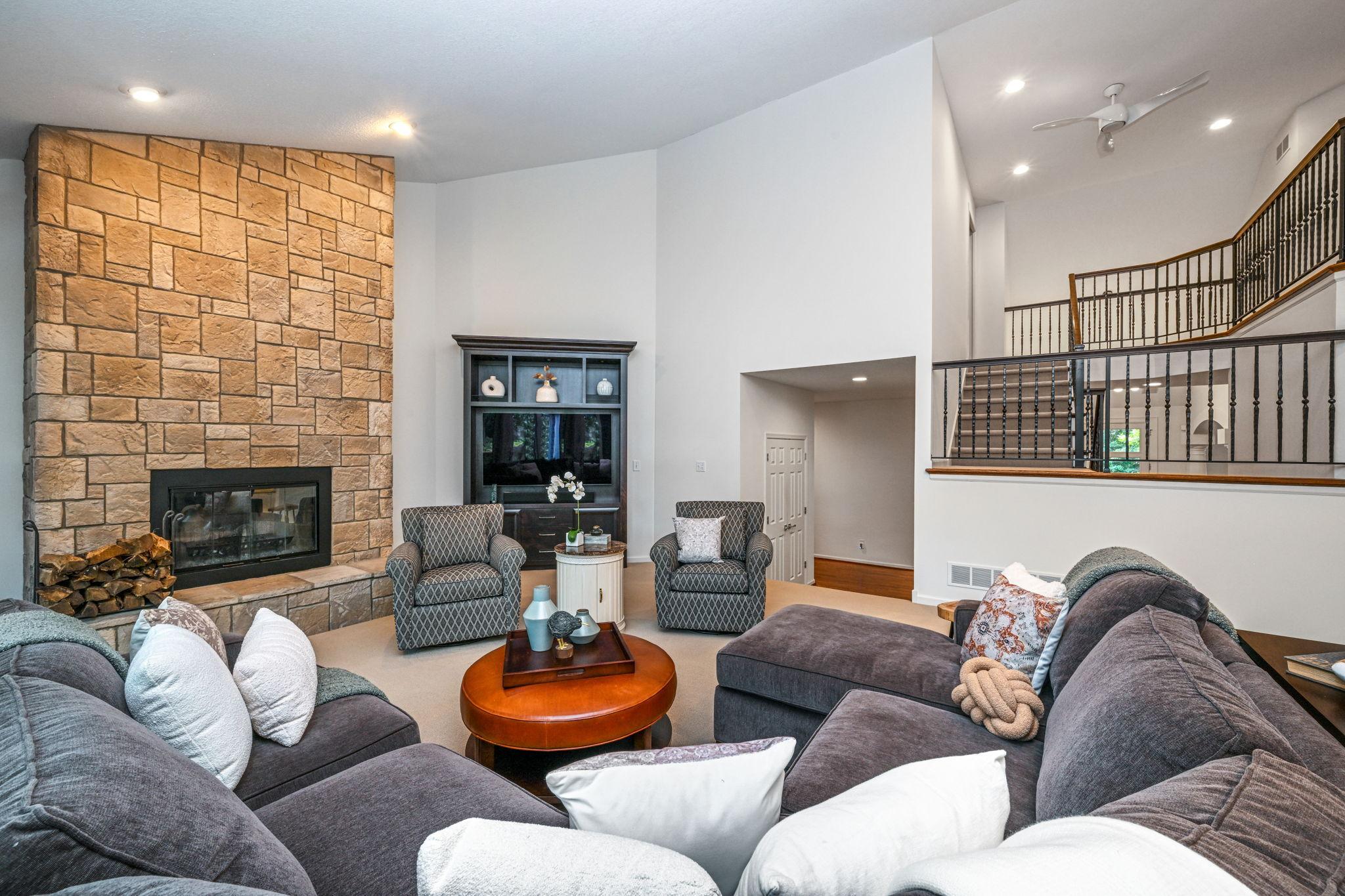 View of Residential at 4541 Meadow Road, Edina MN 55424, Edina (22 of 75) - Mike Wilen | Minnesota Team Real Estate