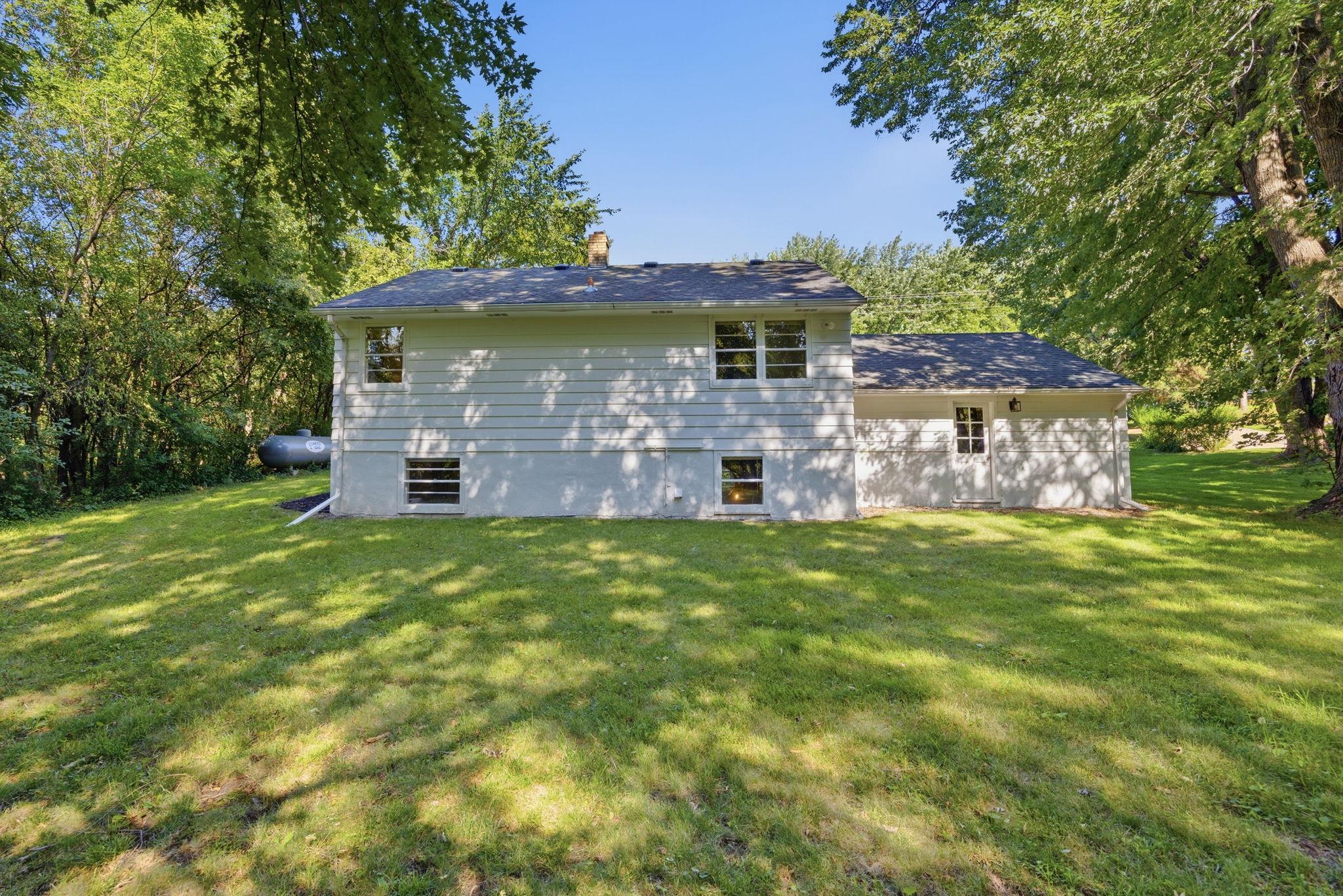 View of Residential at 985 Sunnyfield Road, Minnetrista MN 55364, Minnetrista (18 of 21) - Mike Wilen | Minnesota Team Real Estate