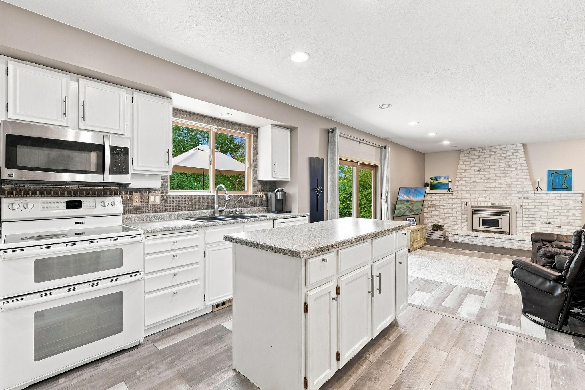 View of Residential at 6649 Buckingham Road, Woodbury MN 55125, Woodbury (8 of 26) - Mike Wilen | Minnesota Team Real Estate