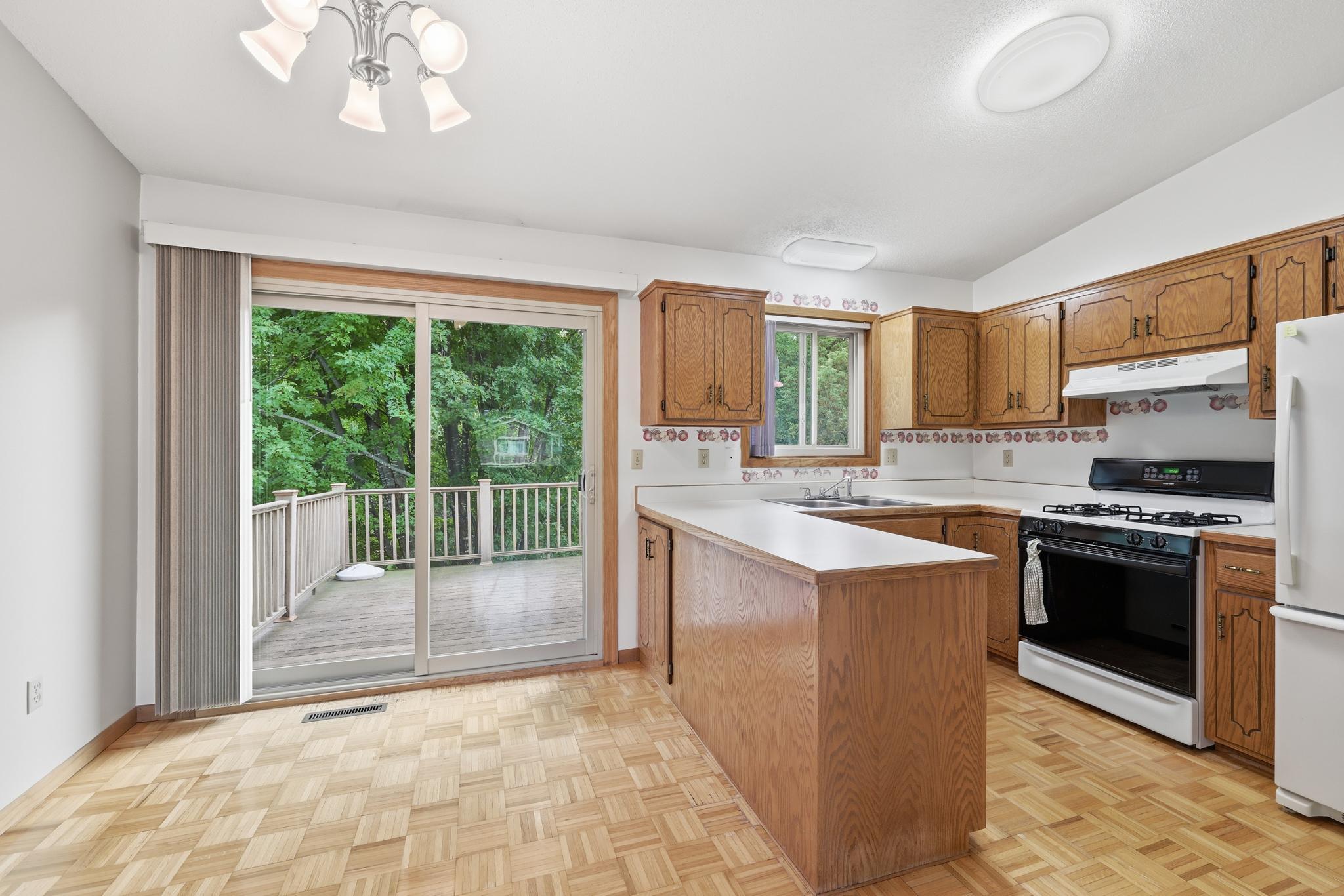 View of Residential at 651 Dresden Drive, Chaska MN 55318, Chaska (5 of 22) - Mike Wilen | Minnesota Team Real Estate