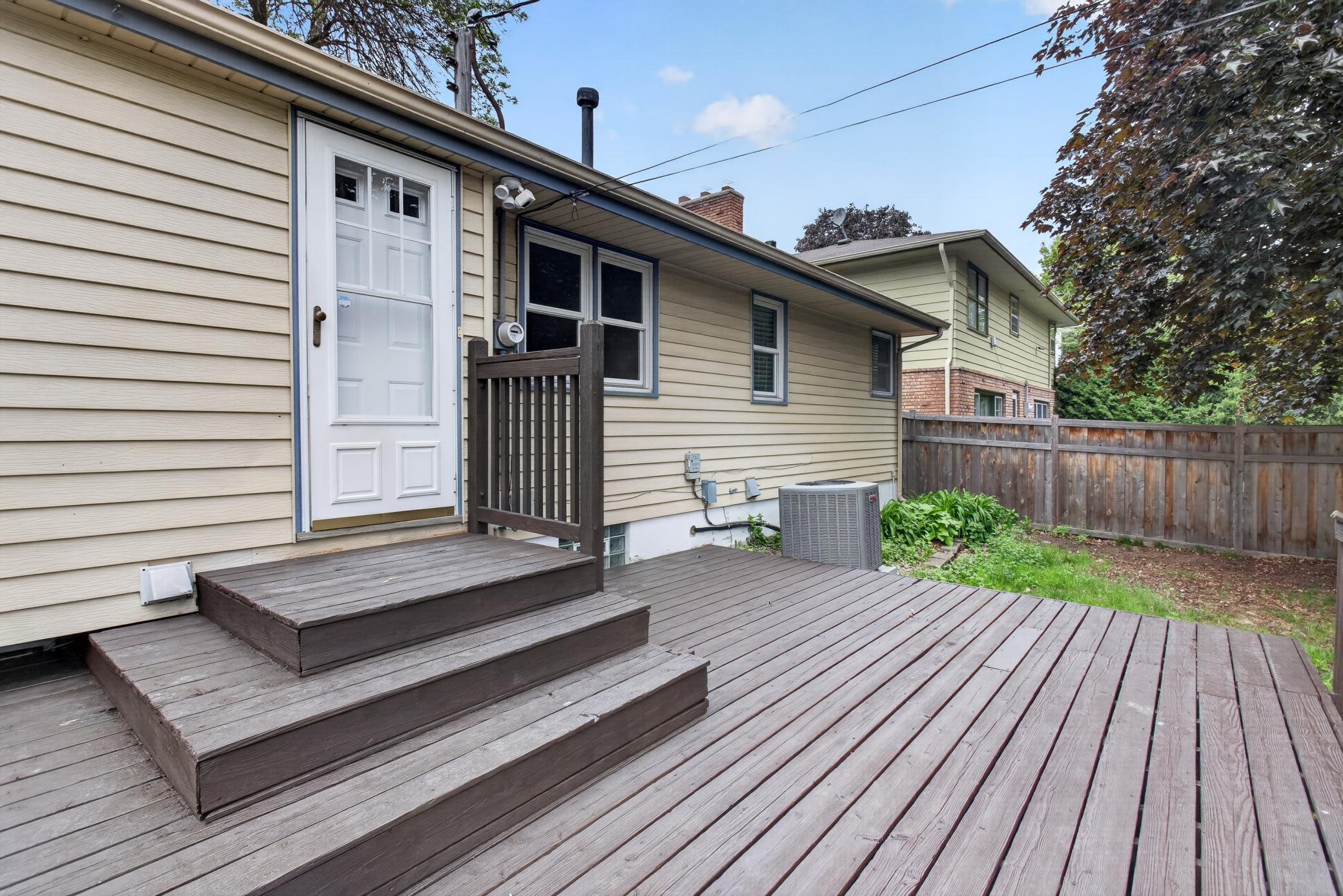 View of Residential at 3837 France Avenue, Minneapolis MN 55416, Minneapolis (27 of 31) - Mike Wilen | Minnesota Team Real Estate