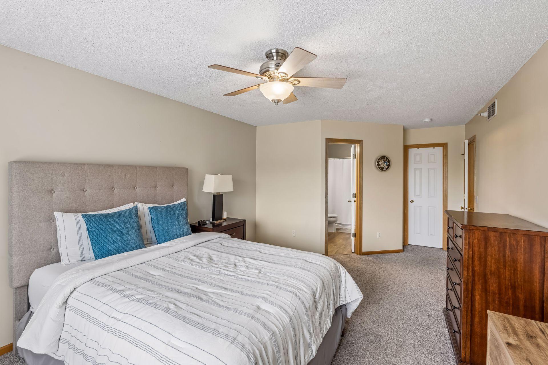View of Residential at 17679 Hackberry Court, Eden Prairie MN 55347, Eden Prairie (12 of 21) - Mike Wilen | Minnesota Team Real Estate