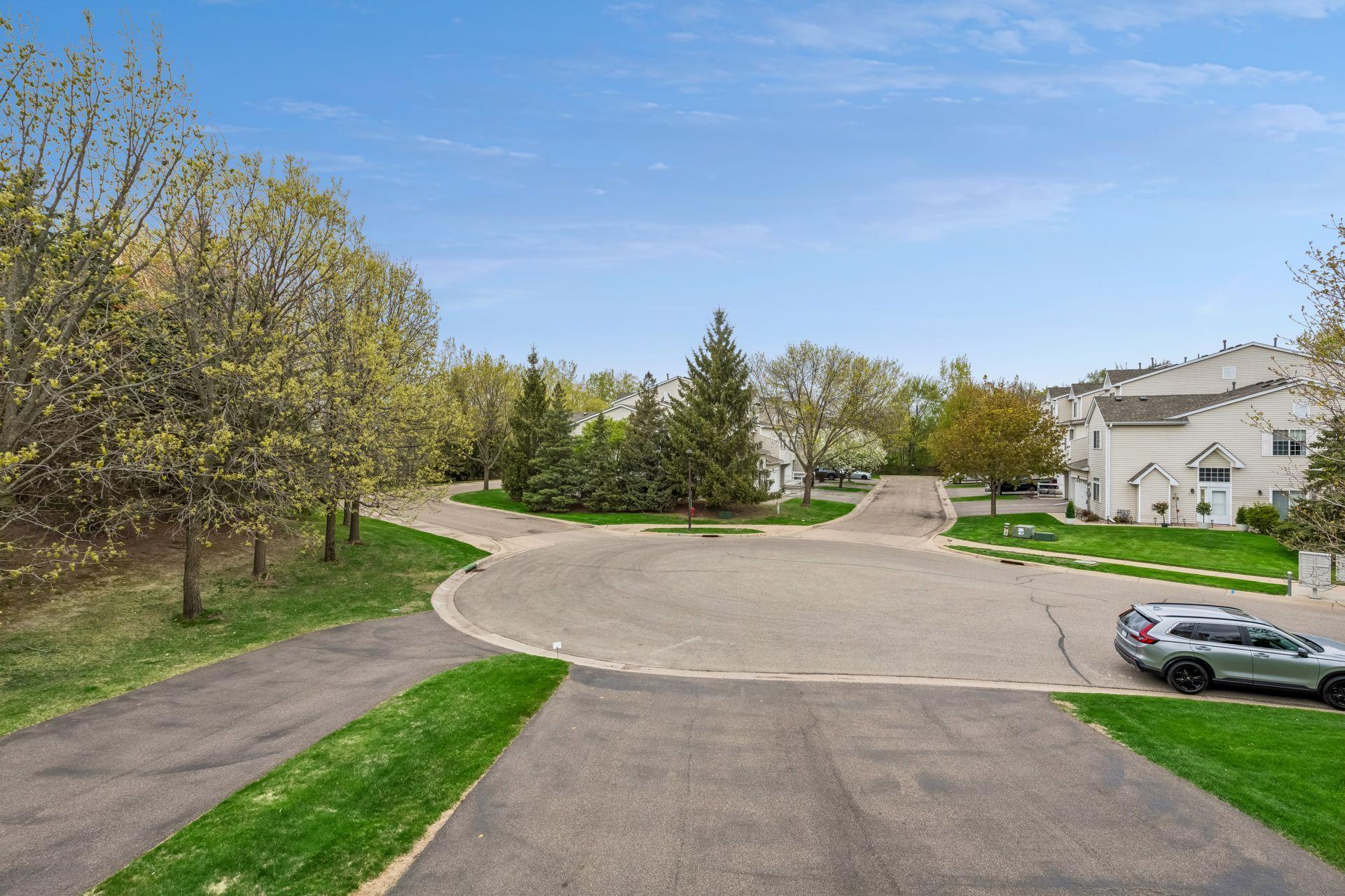 View of Residential at 17679 Hackberry Court, Eden Prairie MN 55347, Eden Prairie (19 of 21) - Mike Wilen | Minnesota Team Real Estate