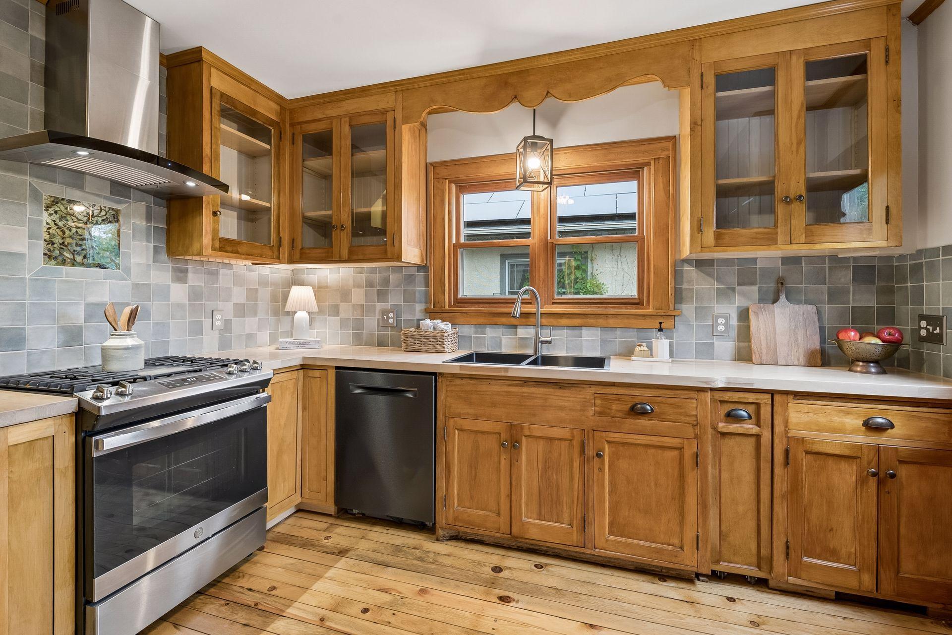 View of Residential at 3533 18th Avenue, Minneapolis MN 55407, Minneapolis (15 of 44) - Mike Wilen | Minnesota Team Real Estate