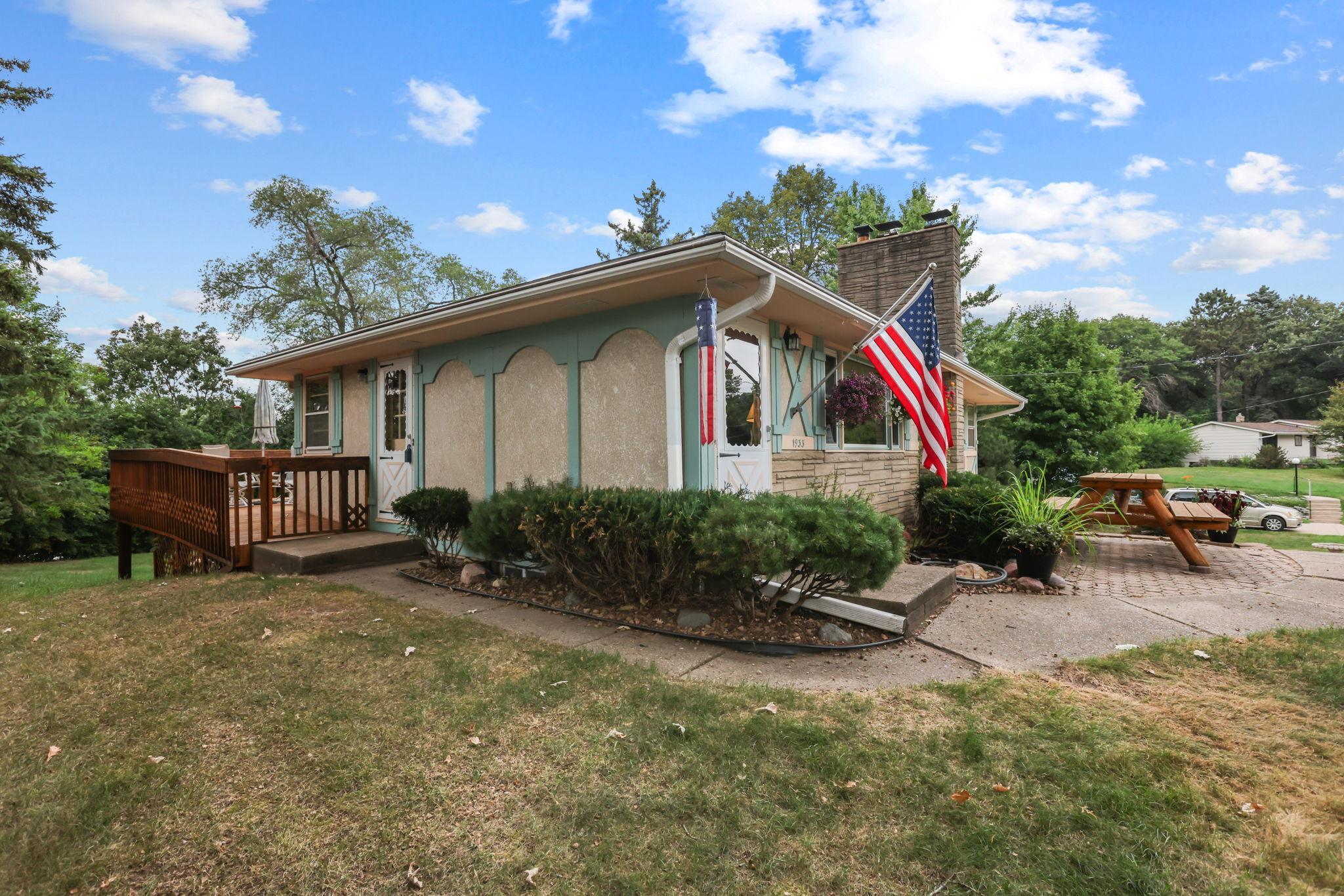 View of Residential at 1933 Flandrau Street, Maplewood MN 55109, Maplewood (7 of 37) - Mike Wilen | Minnesota Team Real Estate