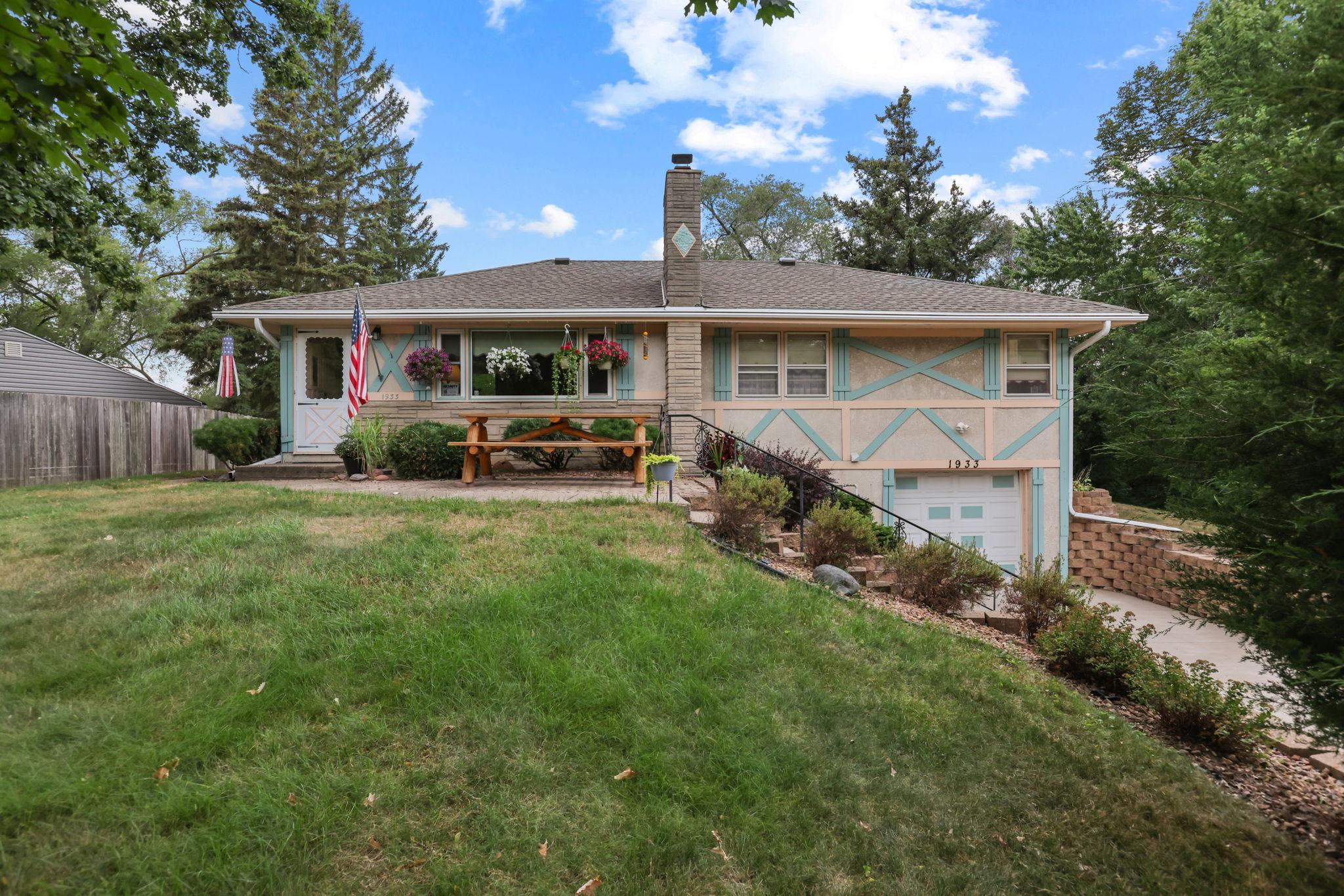 View of Residential at 1933 Flandrau Street, Maplewood MN 55109, Maplewood (4 of 37) - Mike Wilen | Minnesota Team Real Estate