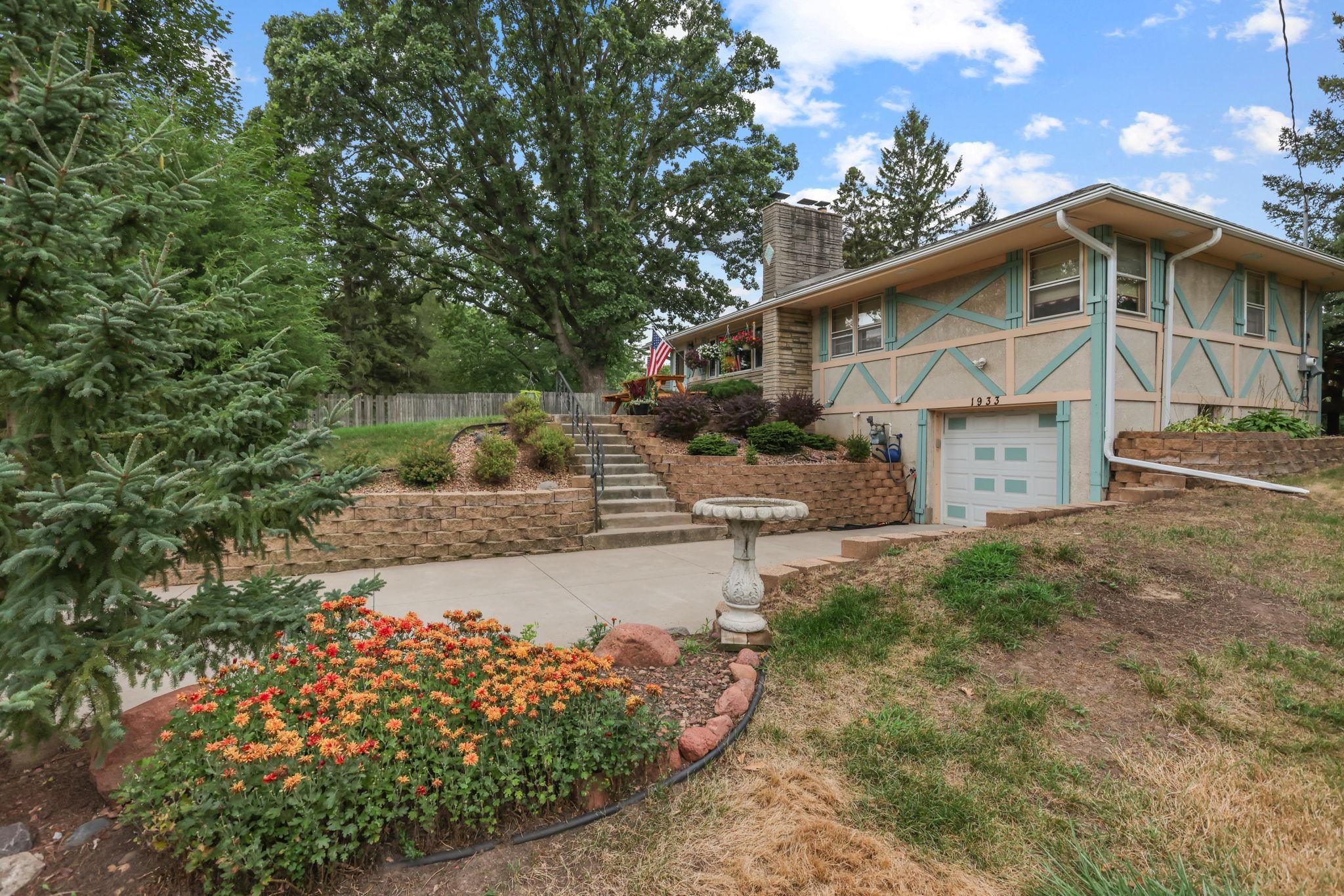 View of Residential at 1933 Flandrau Street, Maplewood MN 55109, Maplewood (2 of 37) - Mike Wilen | Minnesota Team Real Estate