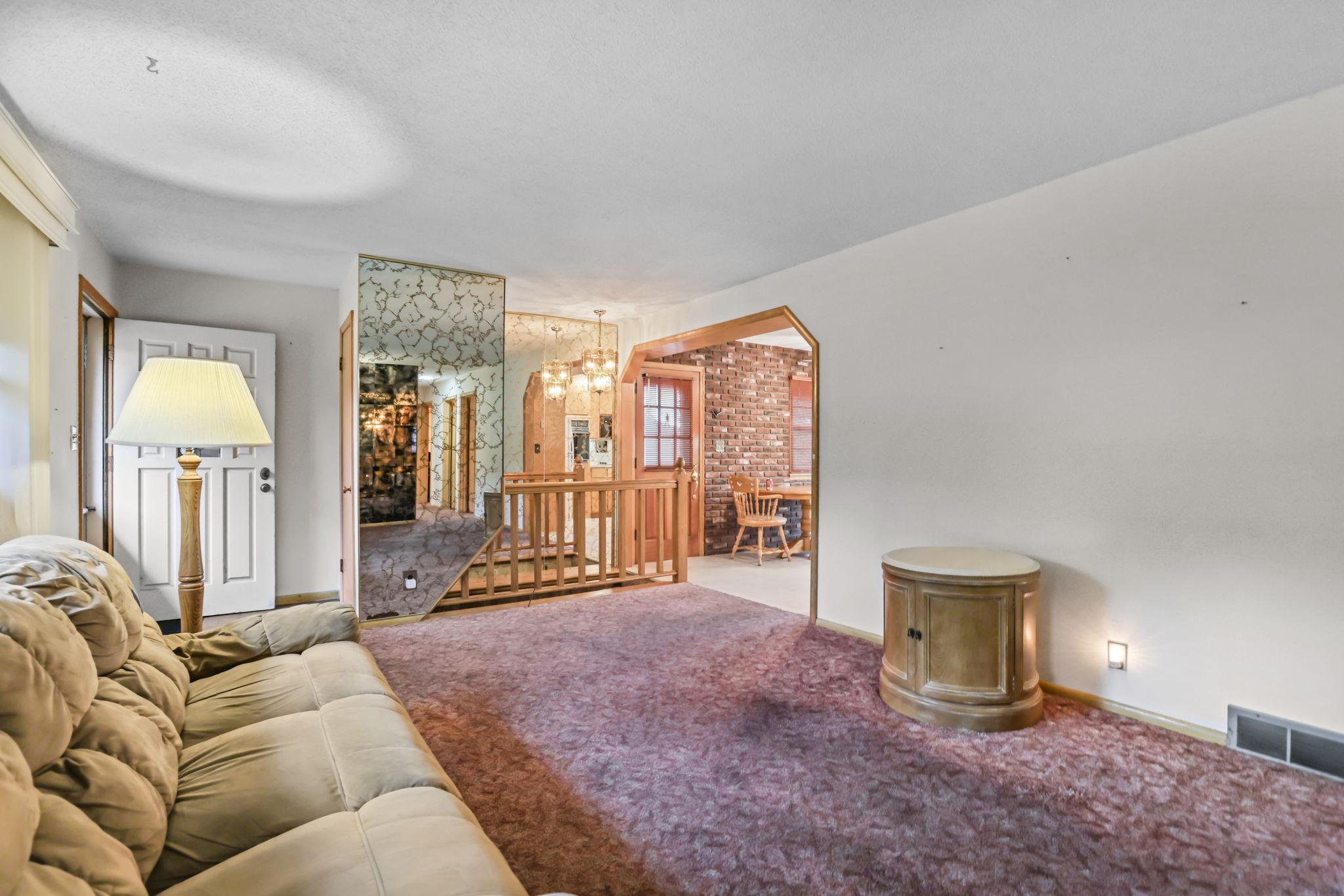 View of Residential at 1933 Flandrau Street, Maplewood MN 55109, Maplewood (10 of 37) - Mike Wilen | Minnesota Team Real Estate