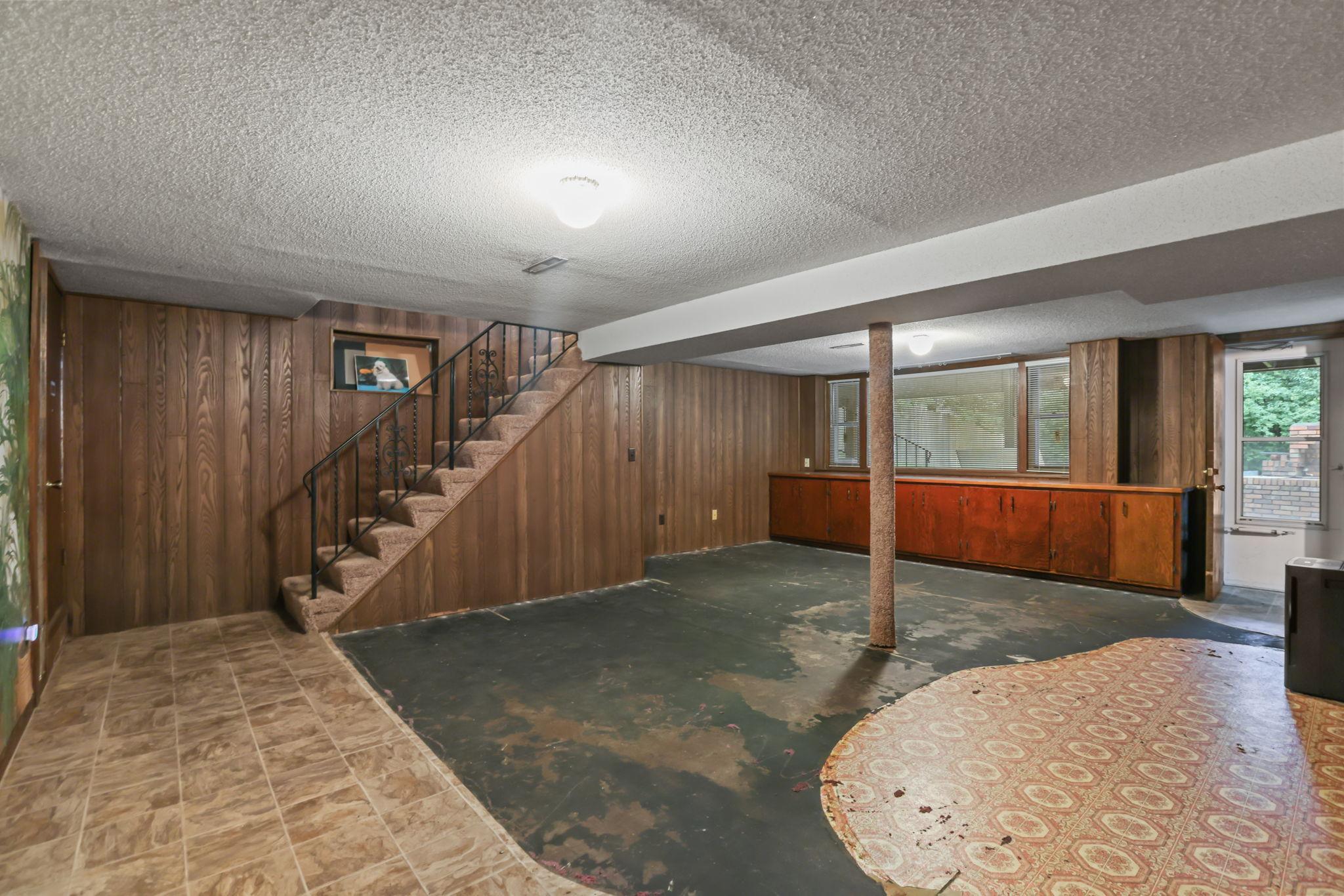 View of Residential at 1933 Flandrau Street, Maplewood MN 55109, Maplewood (25 of 37) - Mike Wilen | Minnesota Team Real Estate