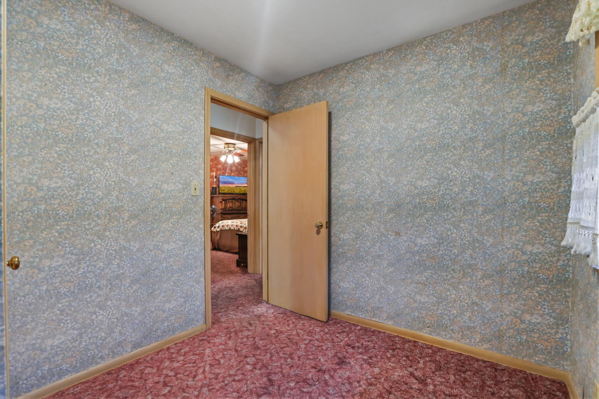 View of Residential at 1933 Flandrau Street, Maplewood MN 55109, Maplewood (21 of 37) - Mike Wilen | Minnesota Team Real Estate