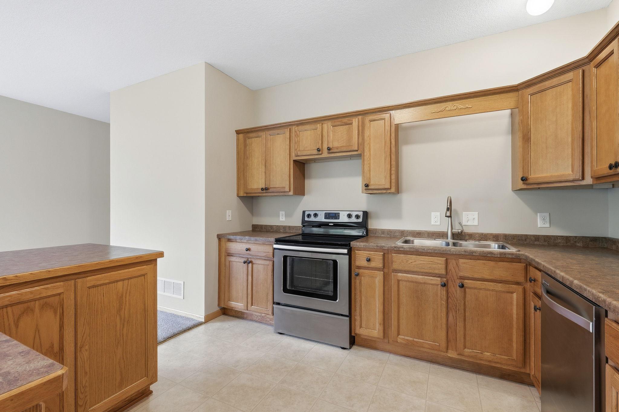 View of Residential at 675 Sienna Drive, Watertown MN 55388, Watertown (12 of 42) - Mike Wilen | Minnesota Team Real Estate