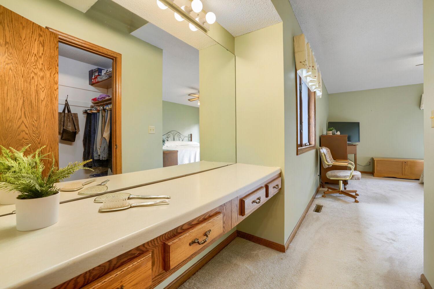 View of Residential at 1411 Ridgewood Court, Hastings MN 55033, Hastings (18 of 31) - Mike Wilen | Minnesota Team Real Estate