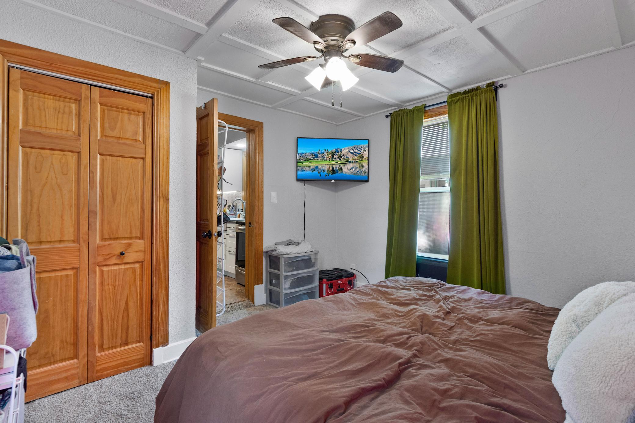 View of Residential Income at 2515 Fillmore Street, Minneapolis MN 55418, Minneapolis (18 of 42) - Mike Wilen | Minnesota Team Real Estate