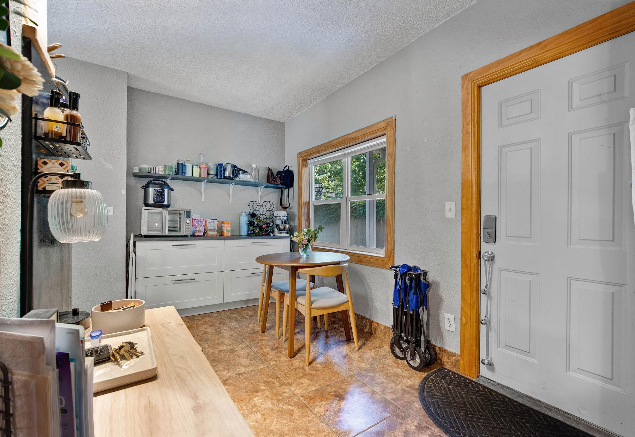 View of Residential Income at 2515 Fillmore Street, Minneapolis MN 55418, Minneapolis (7 of 42) - Mike Wilen | Minnesota Team Real Estate