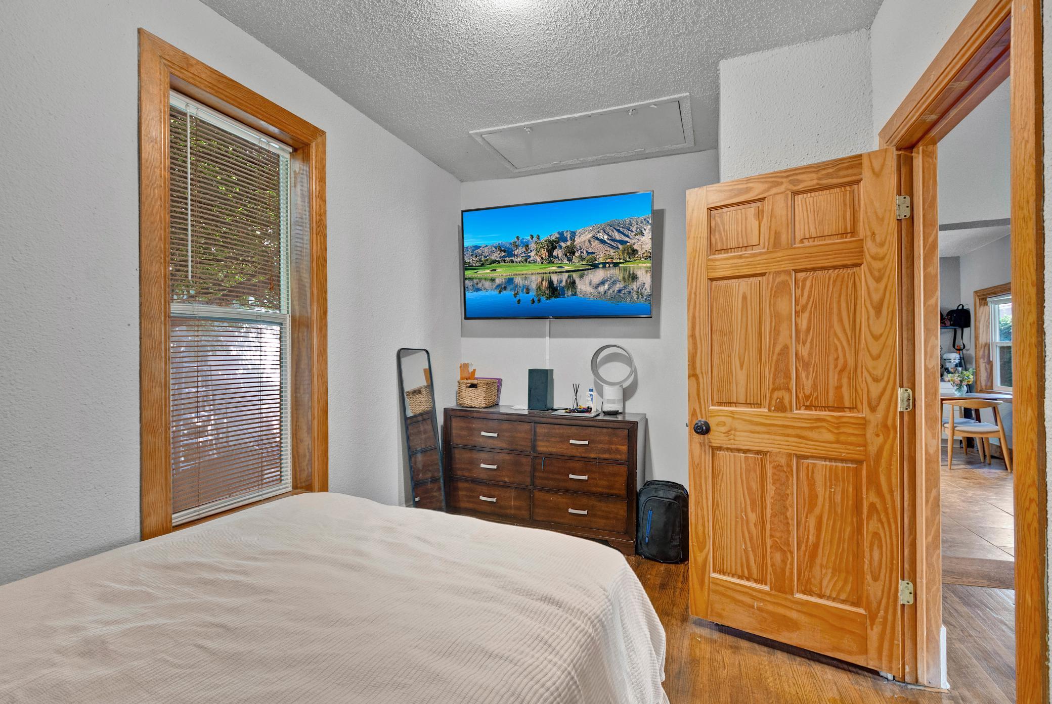 View of Residential Income at 2515 Fillmore Street, Minneapolis MN 55418, Minneapolis (15 of 42) - Mike Wilen | Minnesota Team Real Estate