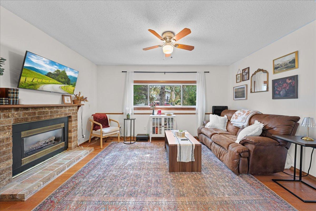 View of Residential at 2823 Wimbledon Ridge, Woodbury MN 55125, Woodbury (21 of 26) - Mike Wilen | Minnesota Team Real Estate