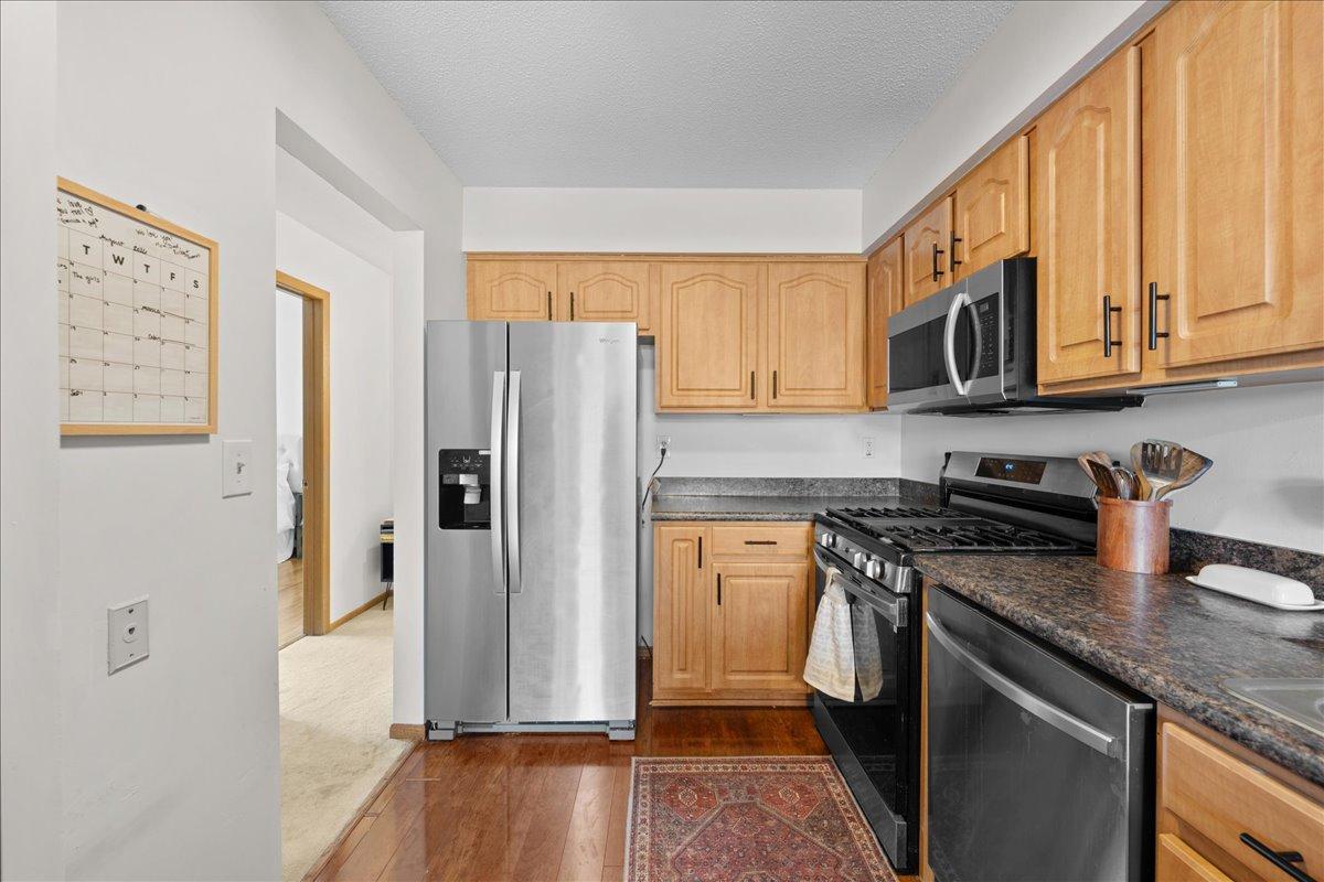 View of Residential at 2823 Wimbledon Ridge, Woodbury MN 55125, Woodbury (11 of 26) - Mike Wilen | Minnesota Team Real Estate