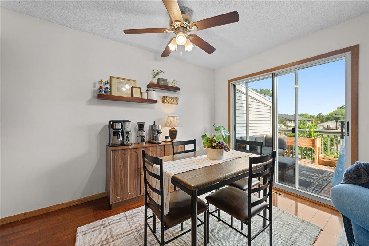 View of Residential at 2823 Wimbledon Ridge, Woodbury MN 55125, Woodbury (6 of 26) - Mike Wilen | Minnesota Team Real Estate