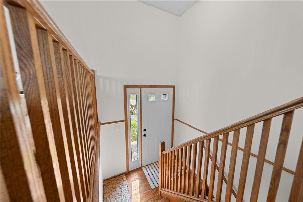 View of Residential at 2823 Wimbledon Ridge, Woodbury MN 55125, Woodbury (3 of 26) - Mike Wilen | Minnesota Team Real Estate