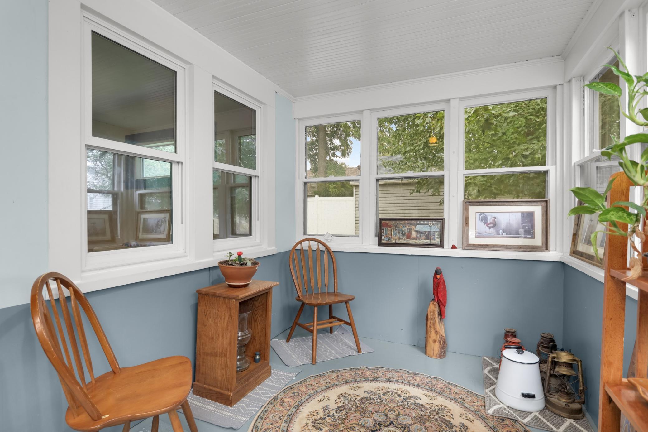 View of Residential at 678 Hazel Street, Saint Paul MN 55119, Saint Paul (8 of 21) - Mike Wilen | Minnesota Team Real Estate