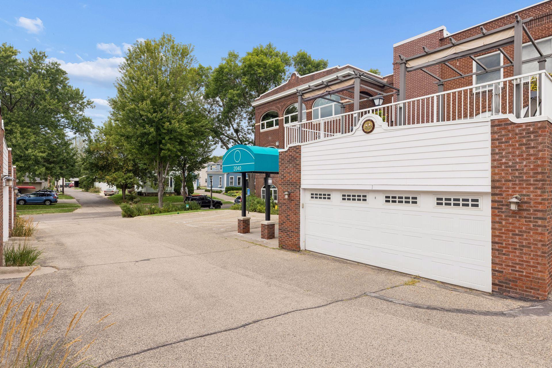 View of Residential at 2040 Como Avenue #104, Saint Paul MN 55108, Saint Paul (27 of 53) - Mike Wilen | Minnesota Team Real Estate
