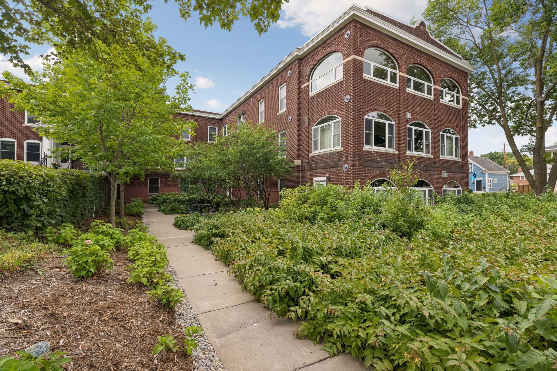View of Residential at 2040 Como Avenue #104, Saint Paul MN 55108, Saint Paul (3 of 53) - Mike Wilen | Minnesota Team Real Estate