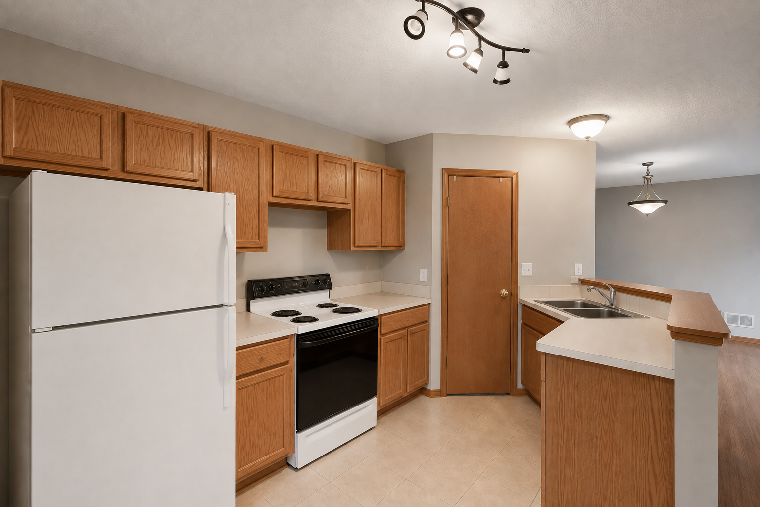 View of Residential at 6452 158th Street, Apple Valley MN 55124, Apple Valley (7 of 19) - Mike Wilen | Minnesota Team Real Estate