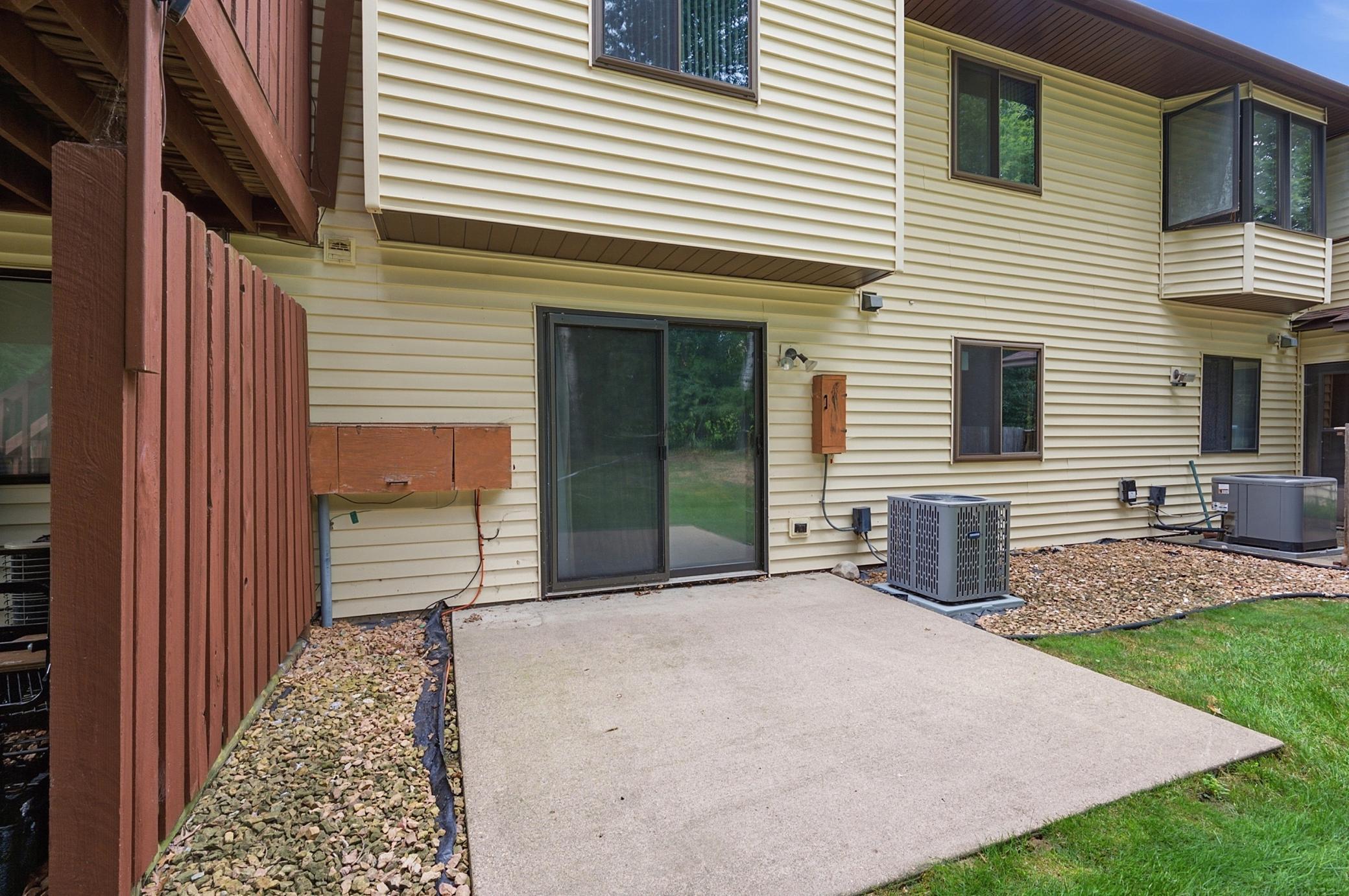View of Residential at 8564 134th Street, Apple Valley MN 55124, Apple Valley (28 of 32) - Mike Wilen | Minnesota Team Real Estate
