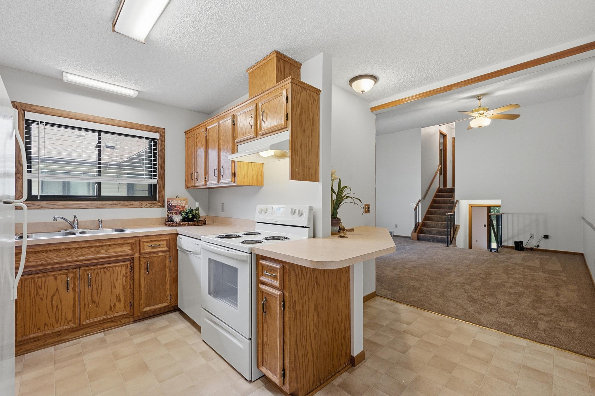 View of Residential at 8564 134th Street, Apple Valley MN 55124, Apple Valley (6 of 32) - Mike Wilen | Minnesota Team Real Estate