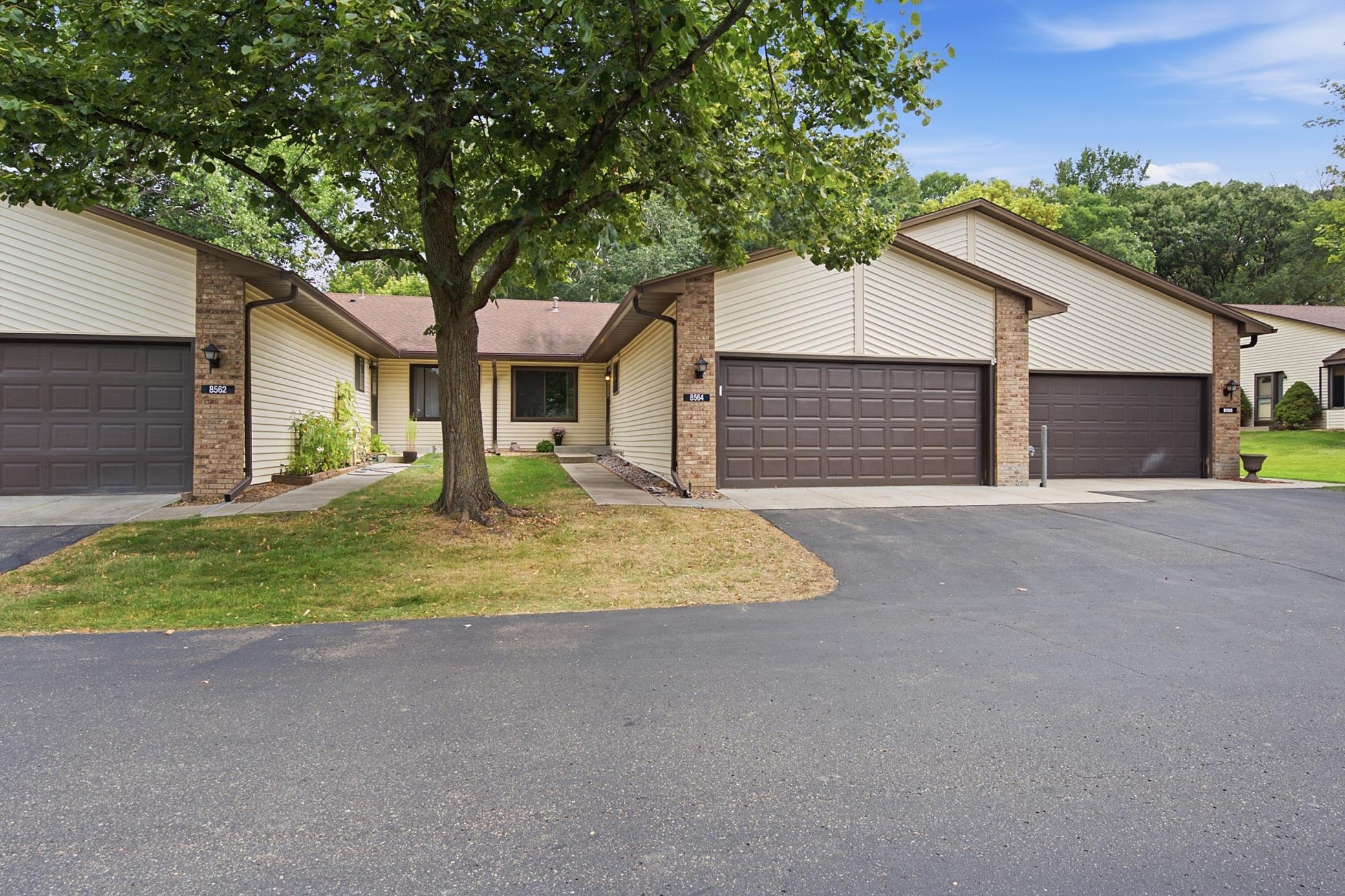 View of Residential at 8564 134th Street, Apple Valley MN 55124, Apple Valley (27 of 32) - Mike Wilen | Minnesota Team Real Estate