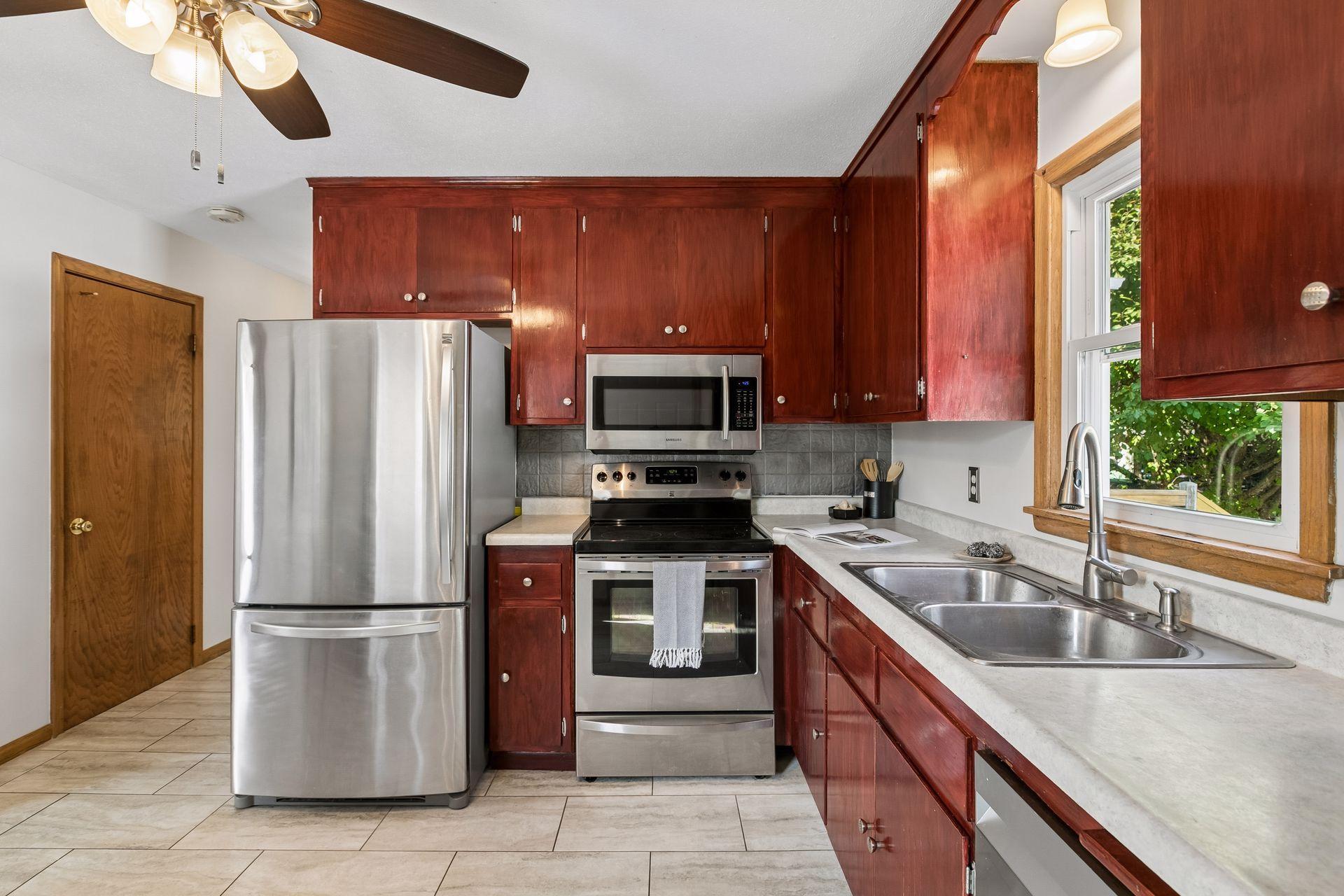 View of Residential at 4849 Upland Crest, Columbia Heights MN 55421, Columbia Heights (12 of 40) - Mike Wilen | Minnesota Team Real Estate