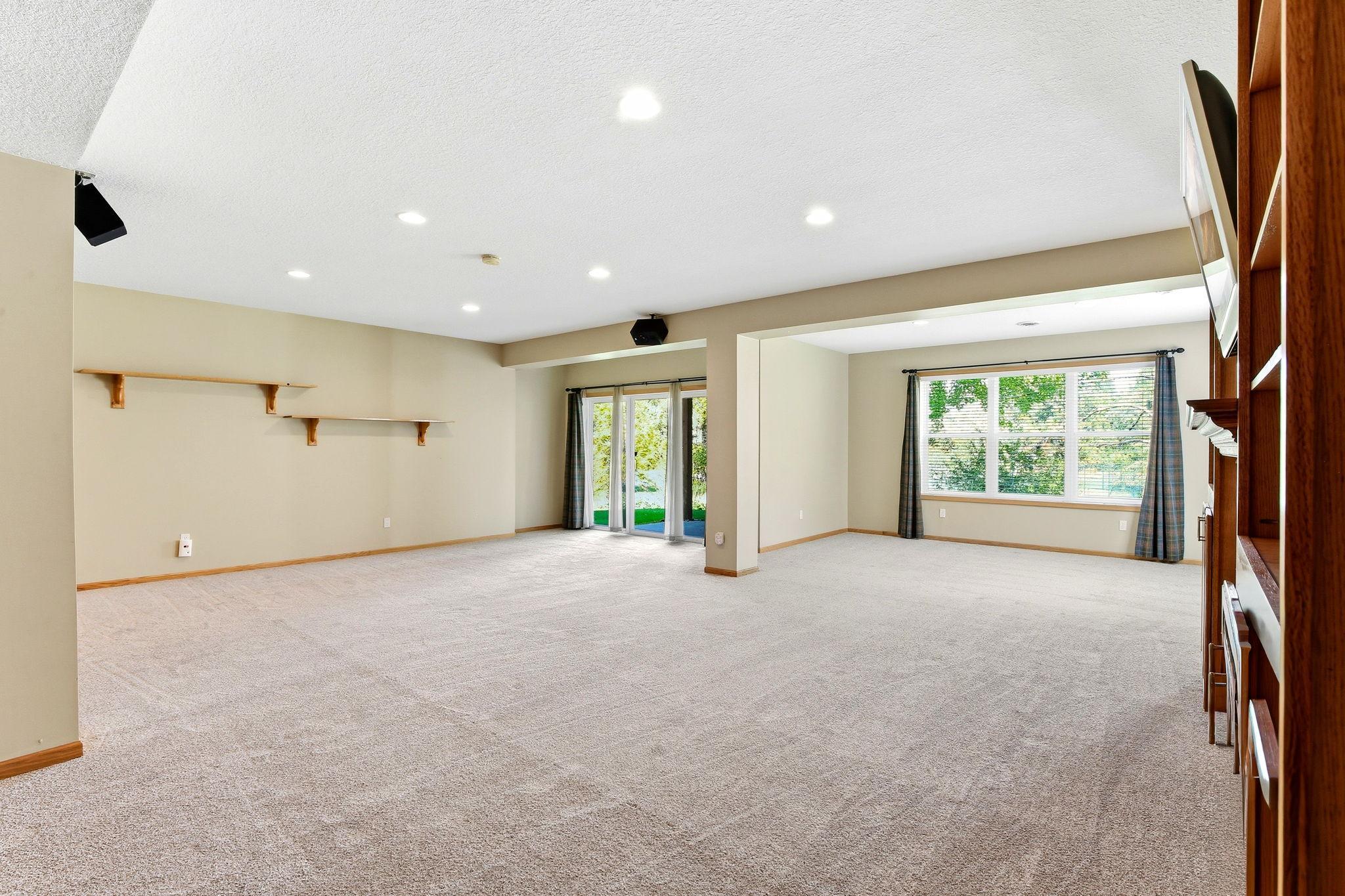 View of Residential at 7174 Newbury Place, Woodbury MN 55125, Woodbury (74 of 92) - Mike Wilen | Minnesota Team Real Estate