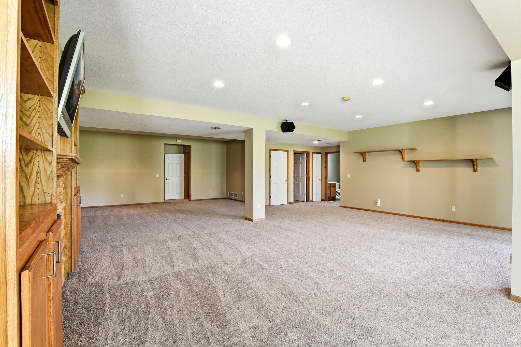 View of Residential at 7174 Newbury Place, Woodbury MN 55125, Woodbury (72 of 92) - Mike Wilen | Minnesota Team Real Estate