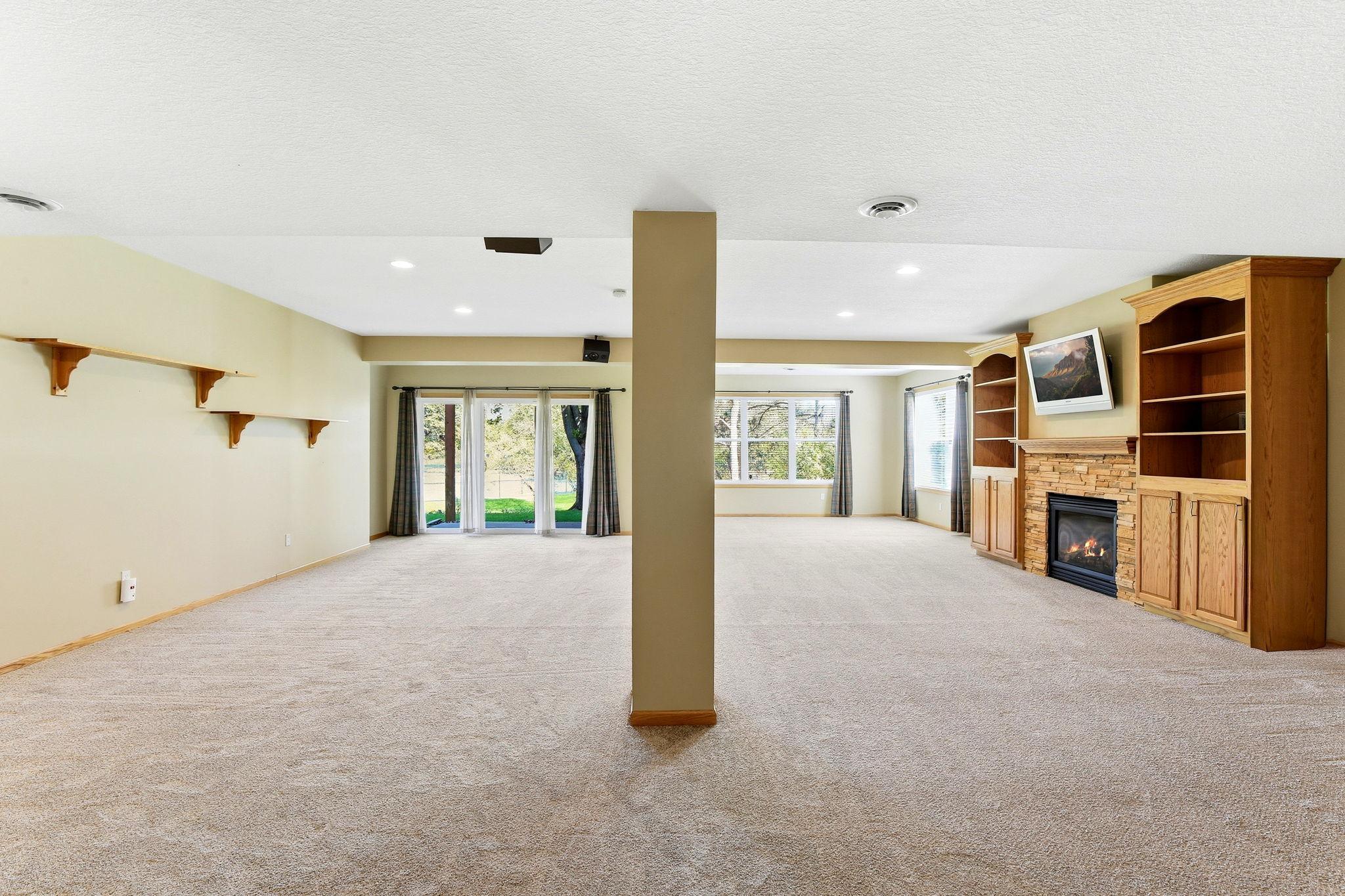 View of Residential at 7174 Newbury Place, Woodbury MN 55125, Woodbury (68 of 92) - Mike Wilen | Minnesota Team Real Estate