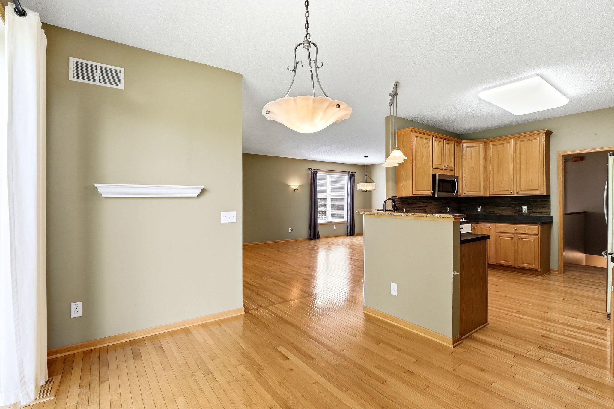 View of Residential at 7174 Newbury Place, Woodbury MN 55125, Woodbury (33 of 92) - Mike Wilen | Minnesota Team Real Estate