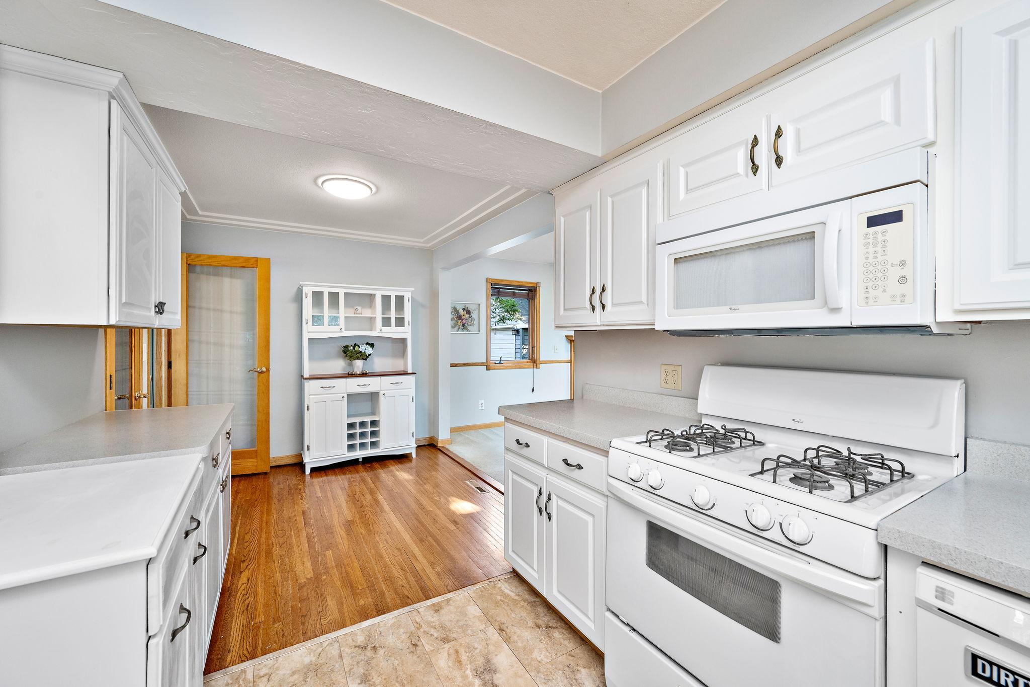 View of Residential at 6835 11th Avenue, Richfield MN 55423, Richfield (9 of 39) - Mike Wilen | Minnesota Team Real Estate